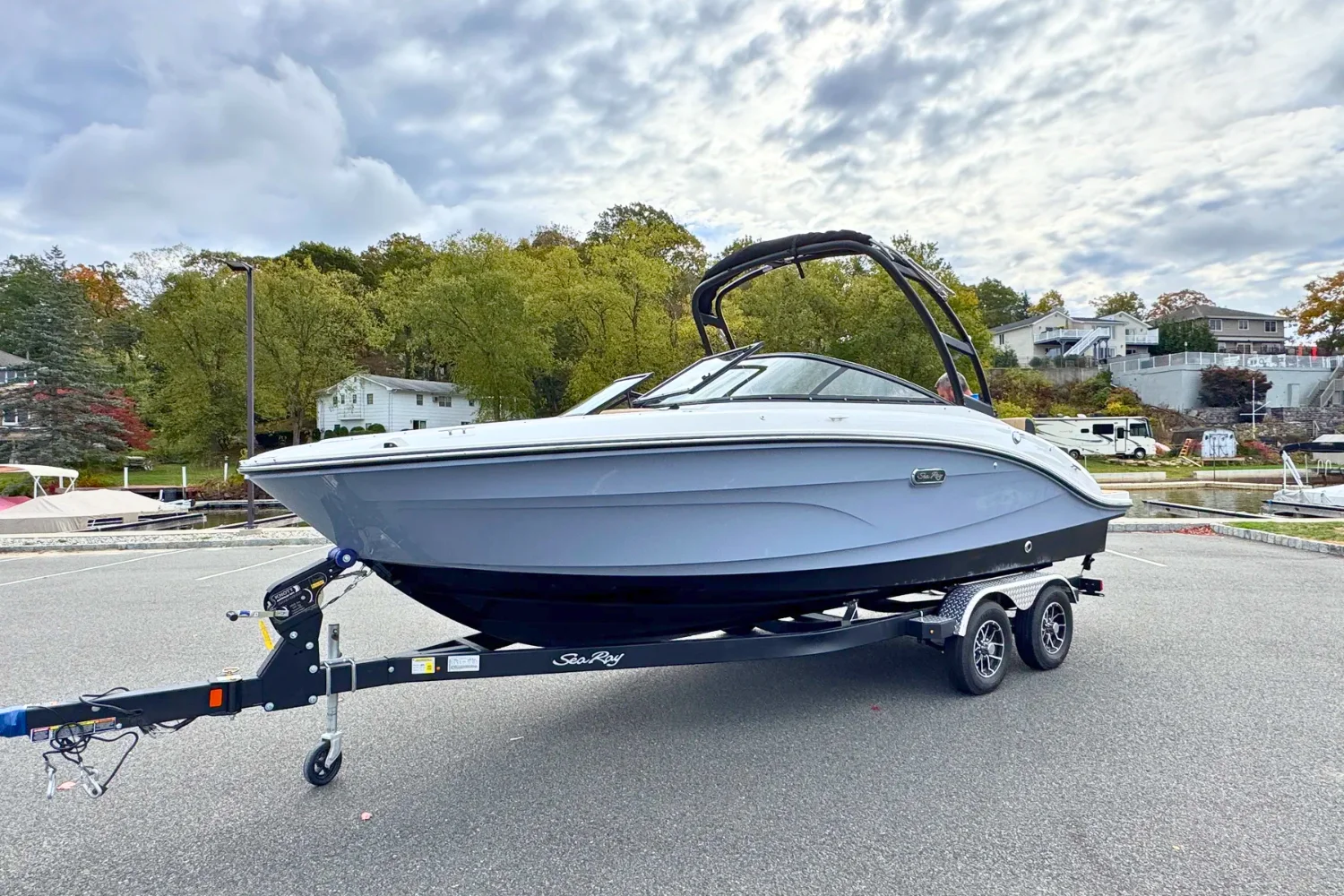 2026 Sea Ray SPX 210 Image Thumbnail #1