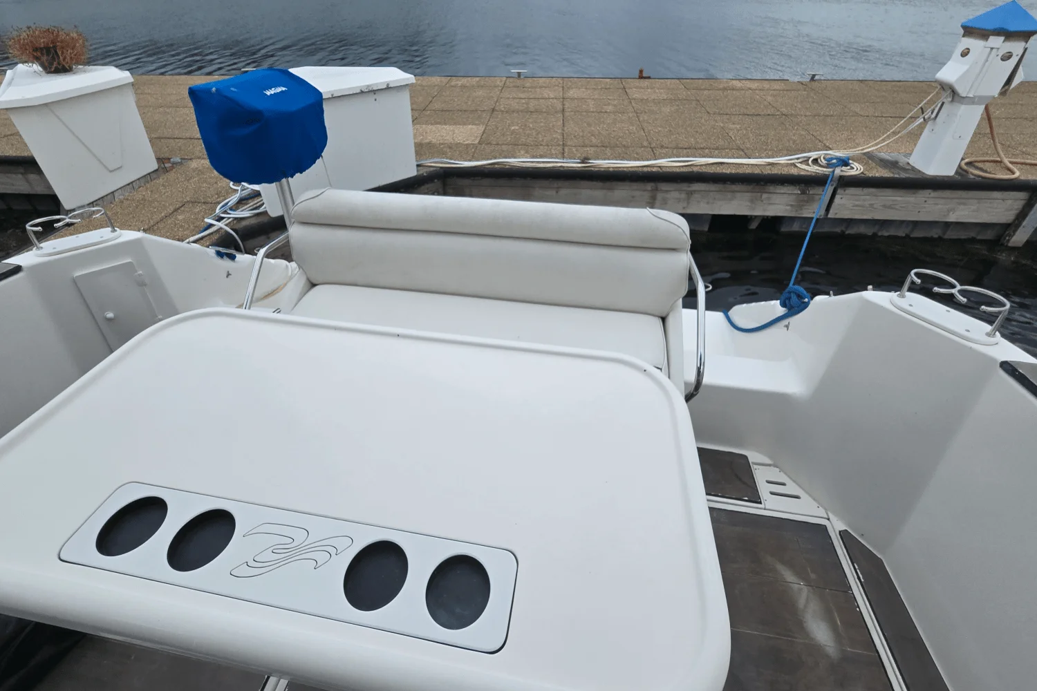 1992 Sea Ray 350 EXPRESS BRIDGE Image Thumbnail #9