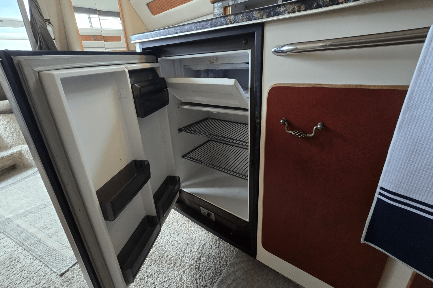 1992 Sea Ray 350 EXPRESS BRIDGE Image Thumbnail #35