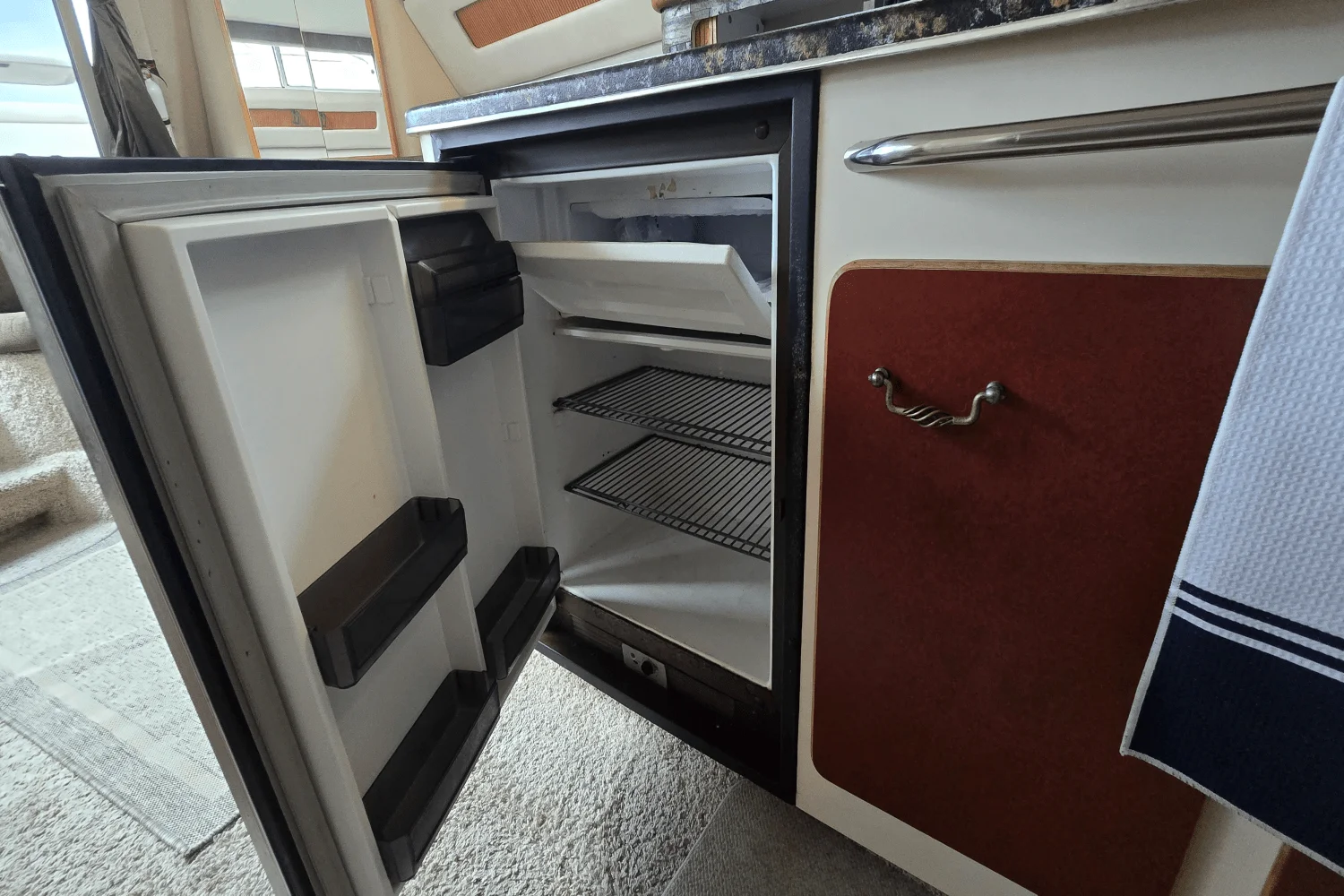 1992 Sea Ray 350 EXPRESS BRIDGE Image Thumbnail #35