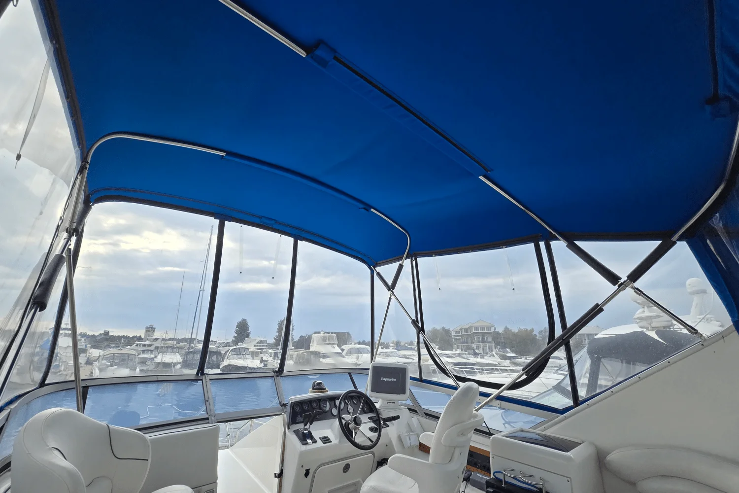 1992 Sea Ray 350 EXPRESS BRIDGE Image Thumbnail #21