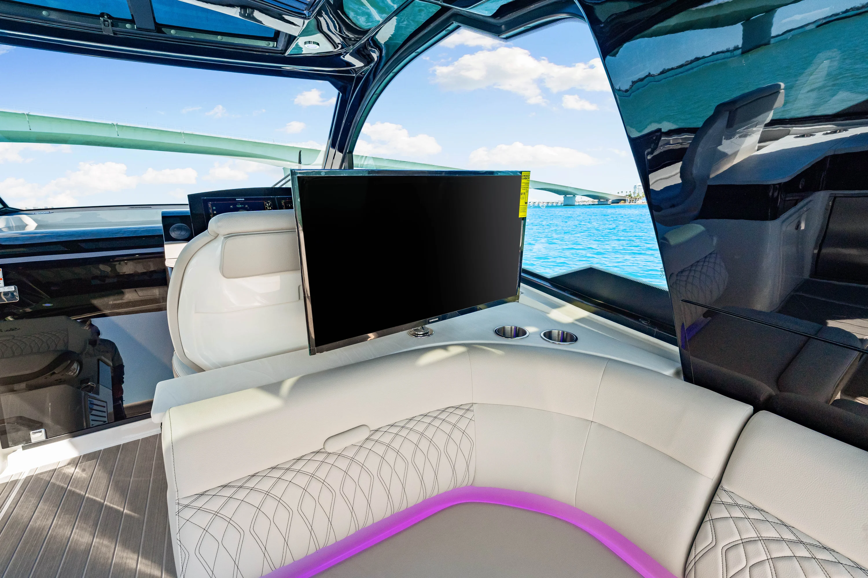 2026 Sea Ray Sundancer 370 Outboard Image Thumbnail #50