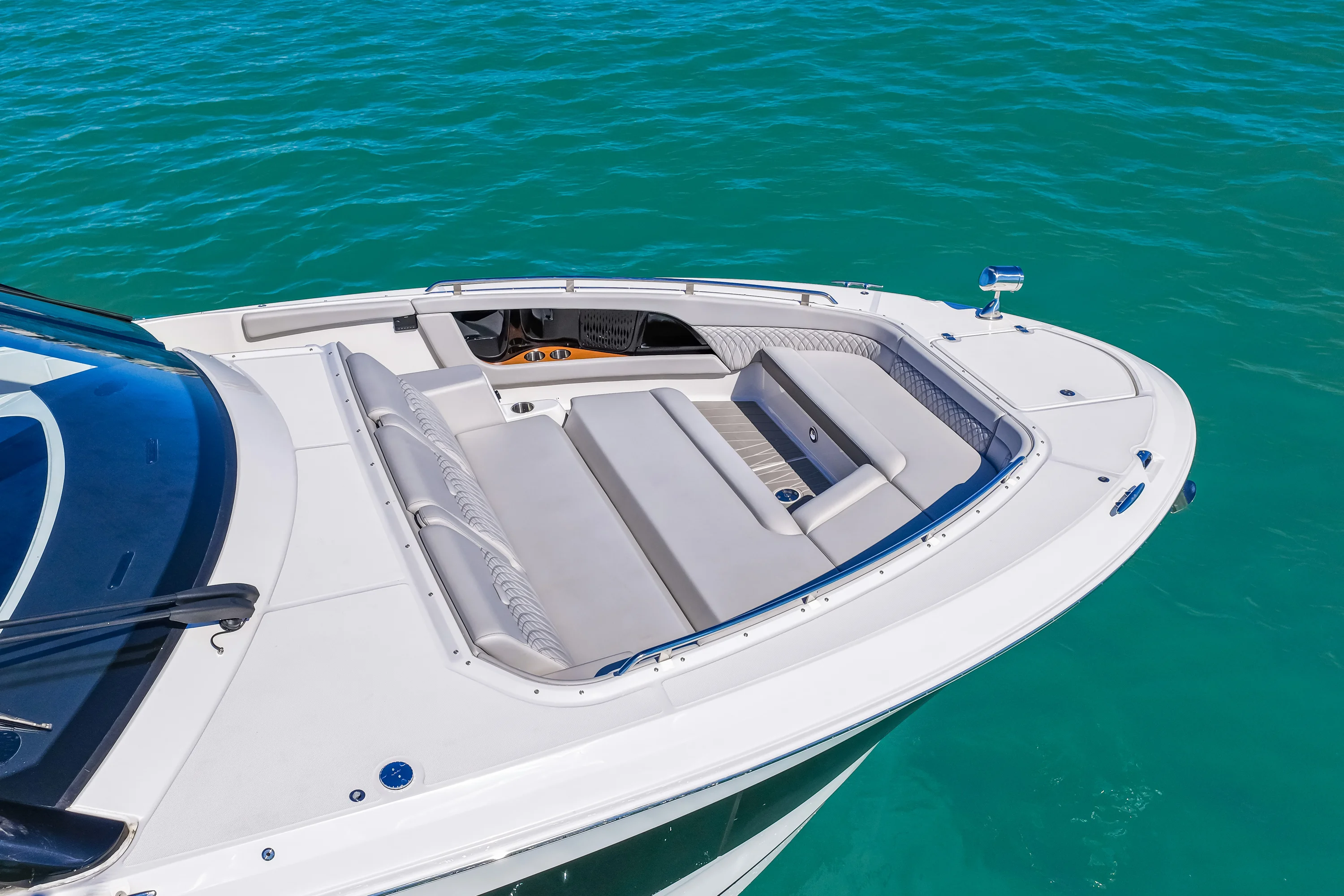 2026 Sea Ray Sundancer 370 Outboard Image Thumbnail #35