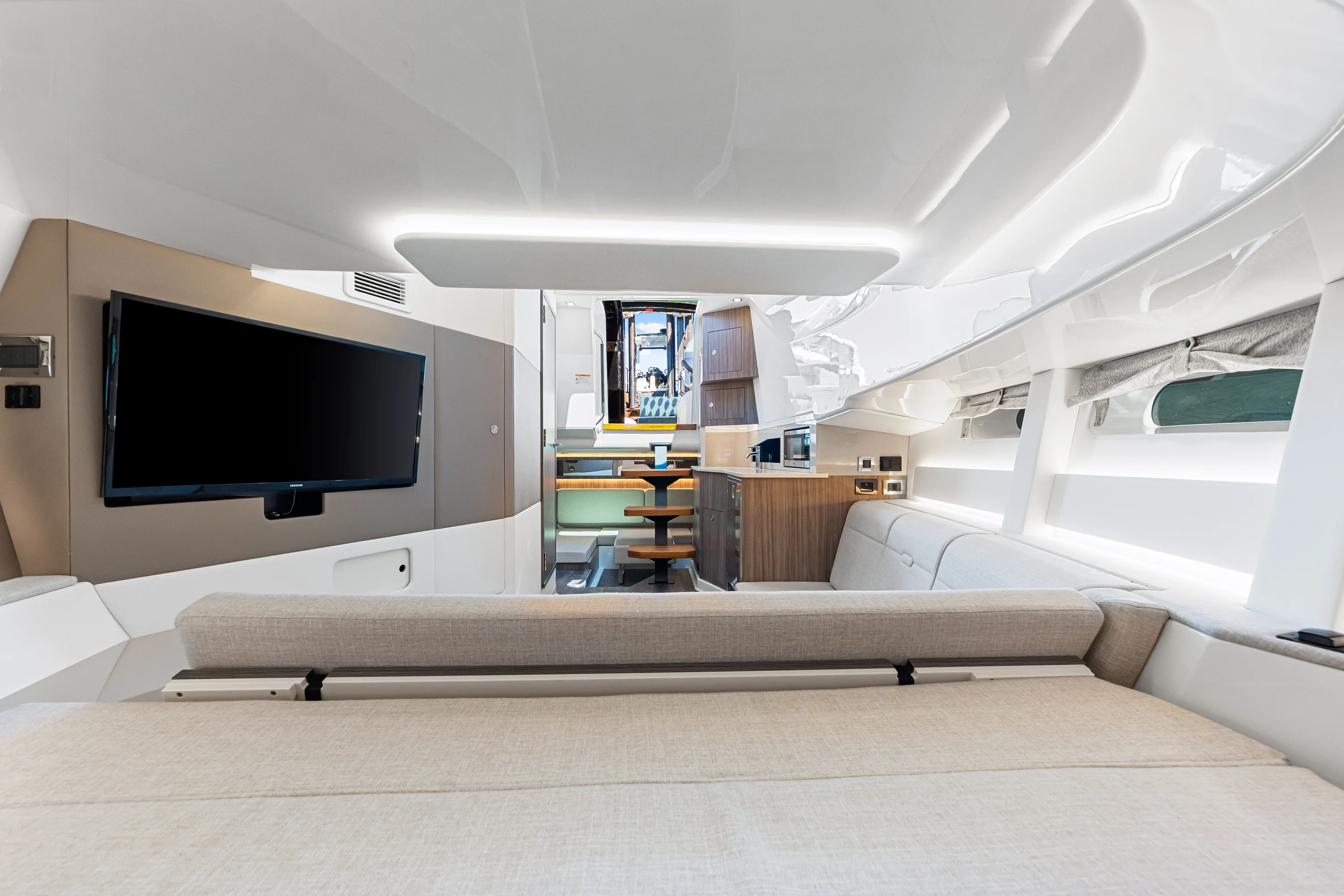 2026 Sea Ray Sundancer 370 Outboard Image Thumbnail #83