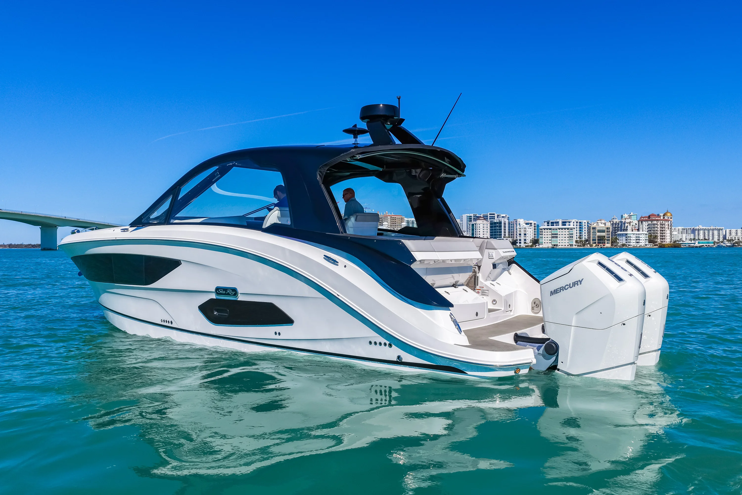 2026 Sea Ray Sundancer 370 Outboard Image Thumbnail #23