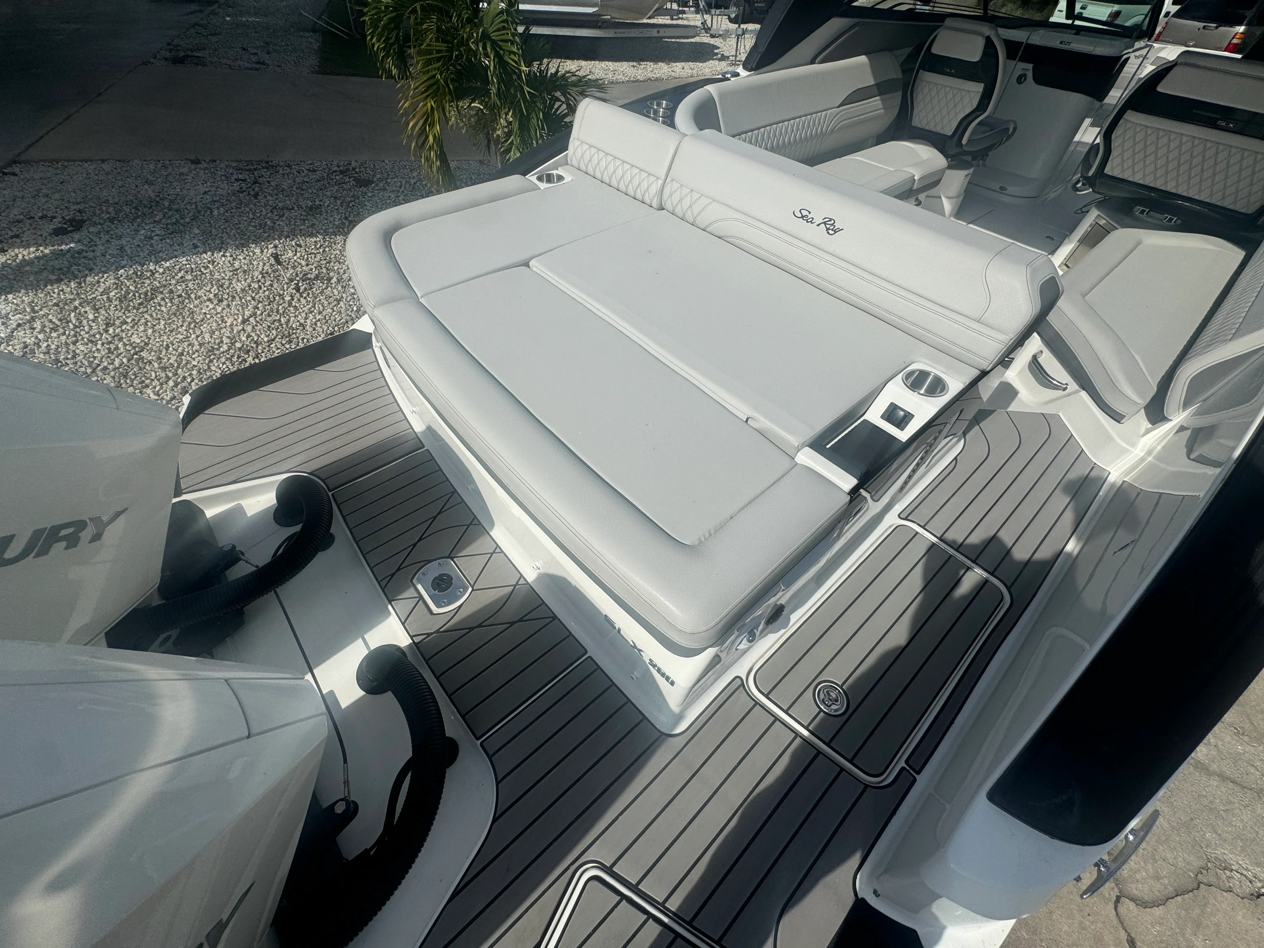 2026 Sea Ray SLX 280 Outboard Image Thumbnail #6