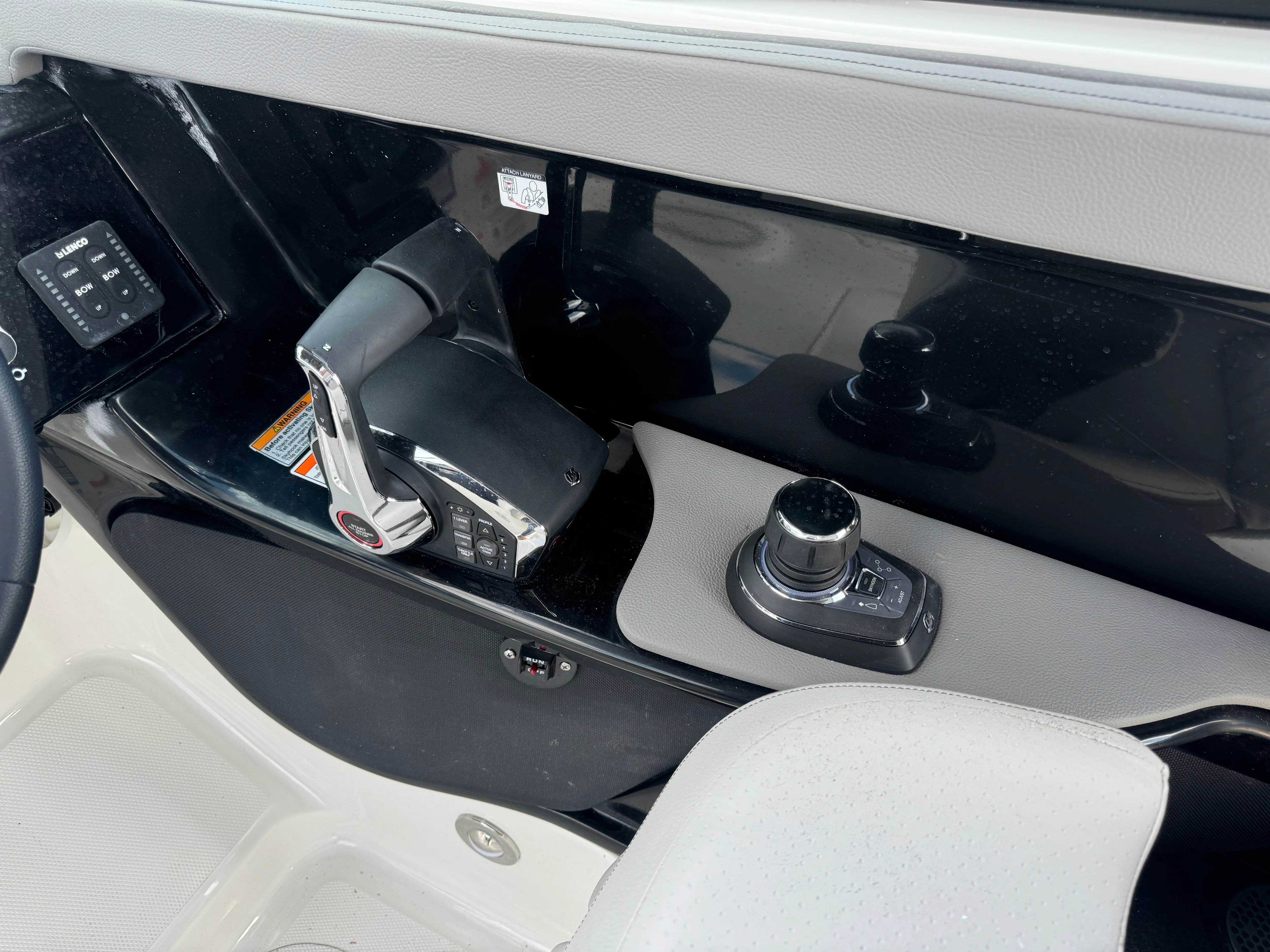 2026 Sea Ray SLX 280 Outboard Image Thumbnail #13