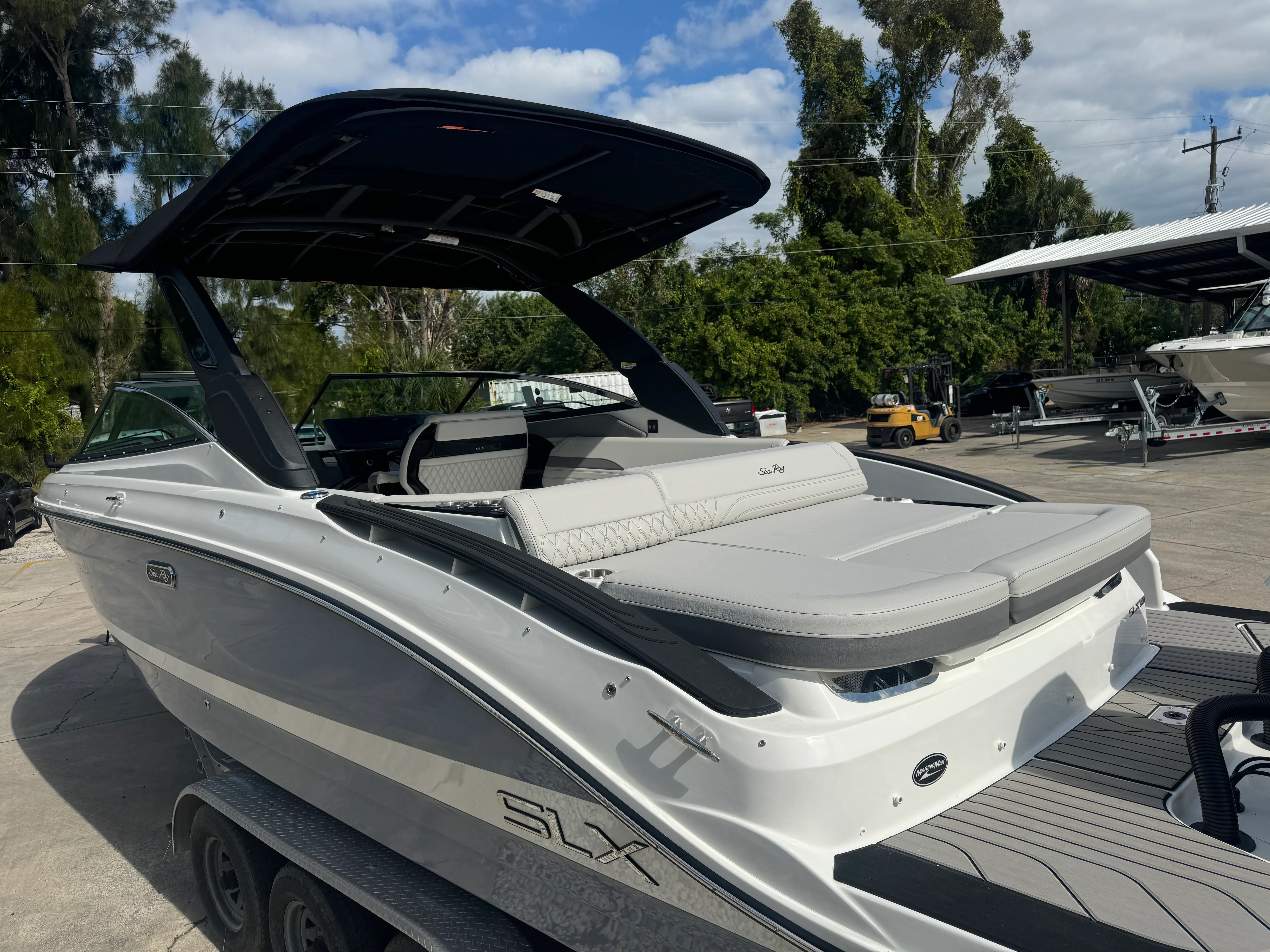 2026 Sea Ray SLX 280 Outboard Image Thumbnail #4