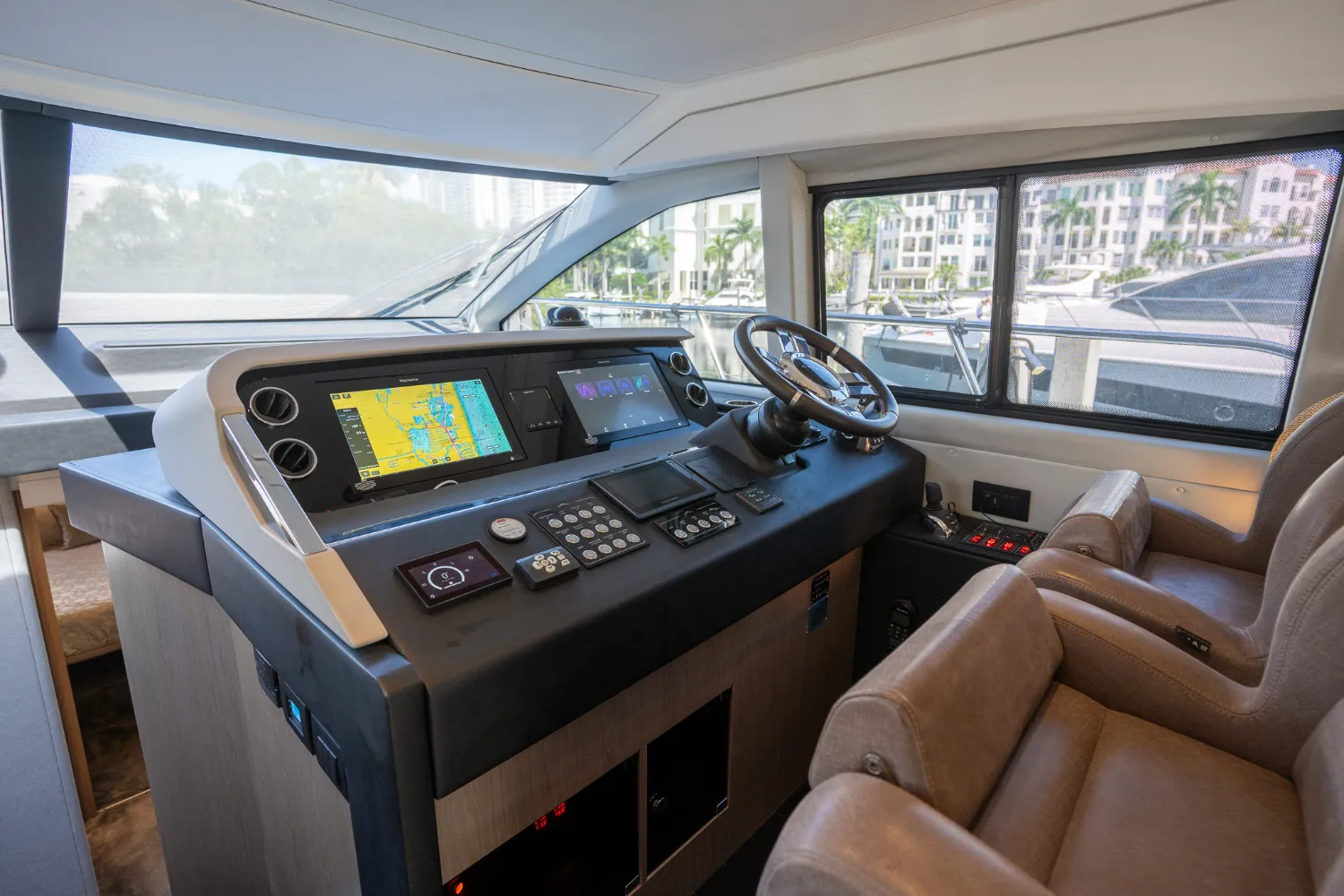 2022 Azimut 50 FLYBRIDGE Image Thumbnail #32