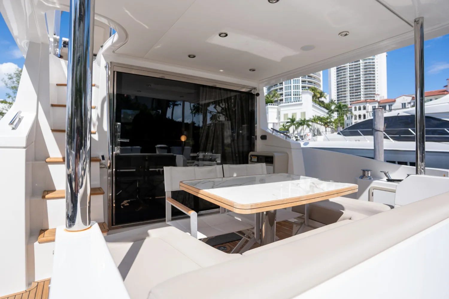 2022 Azimut 50 FLYBRIDGE Image Thumbnail #8