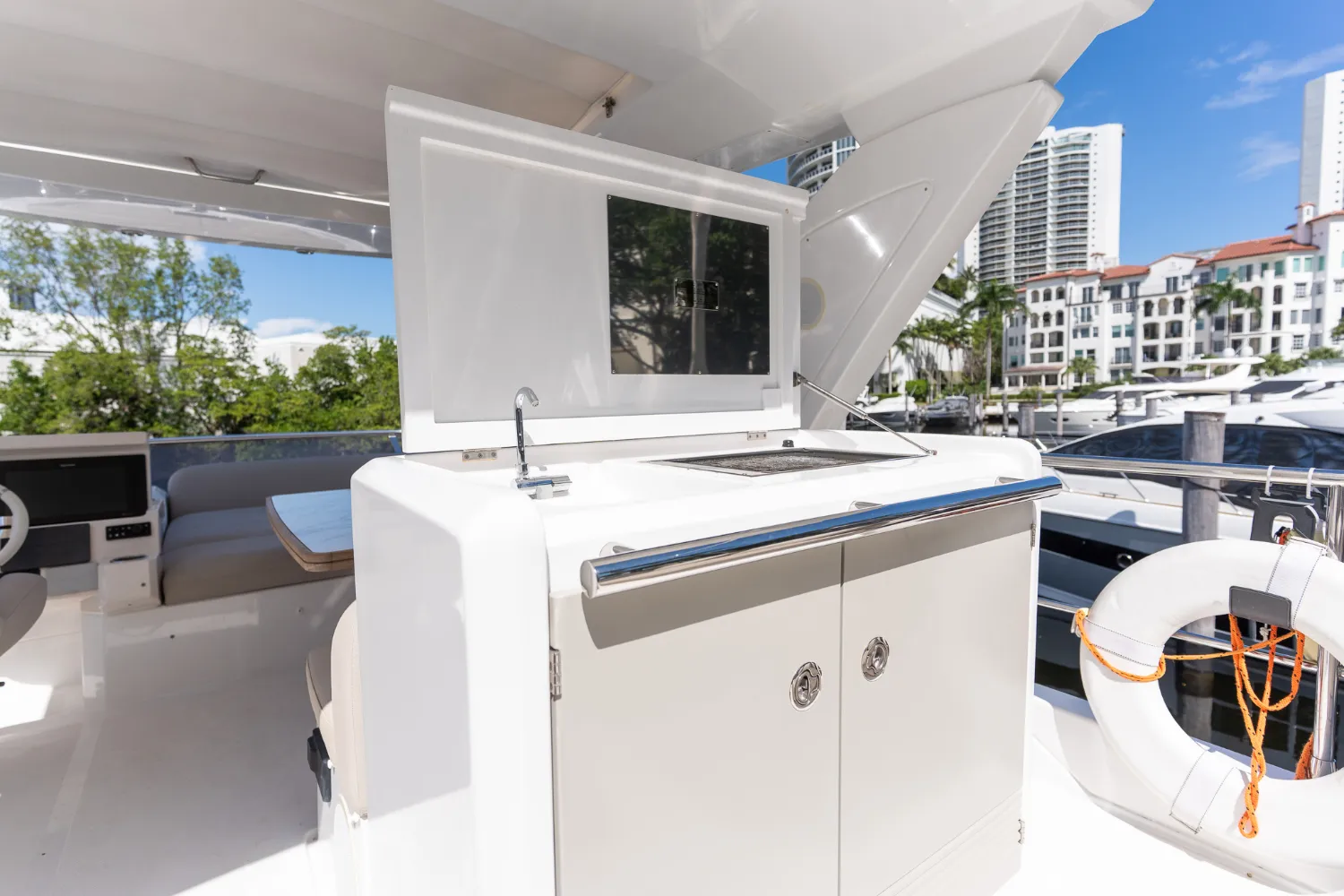 2022 Azimut 50 FLYBRIDGE Image Thumbnail #40