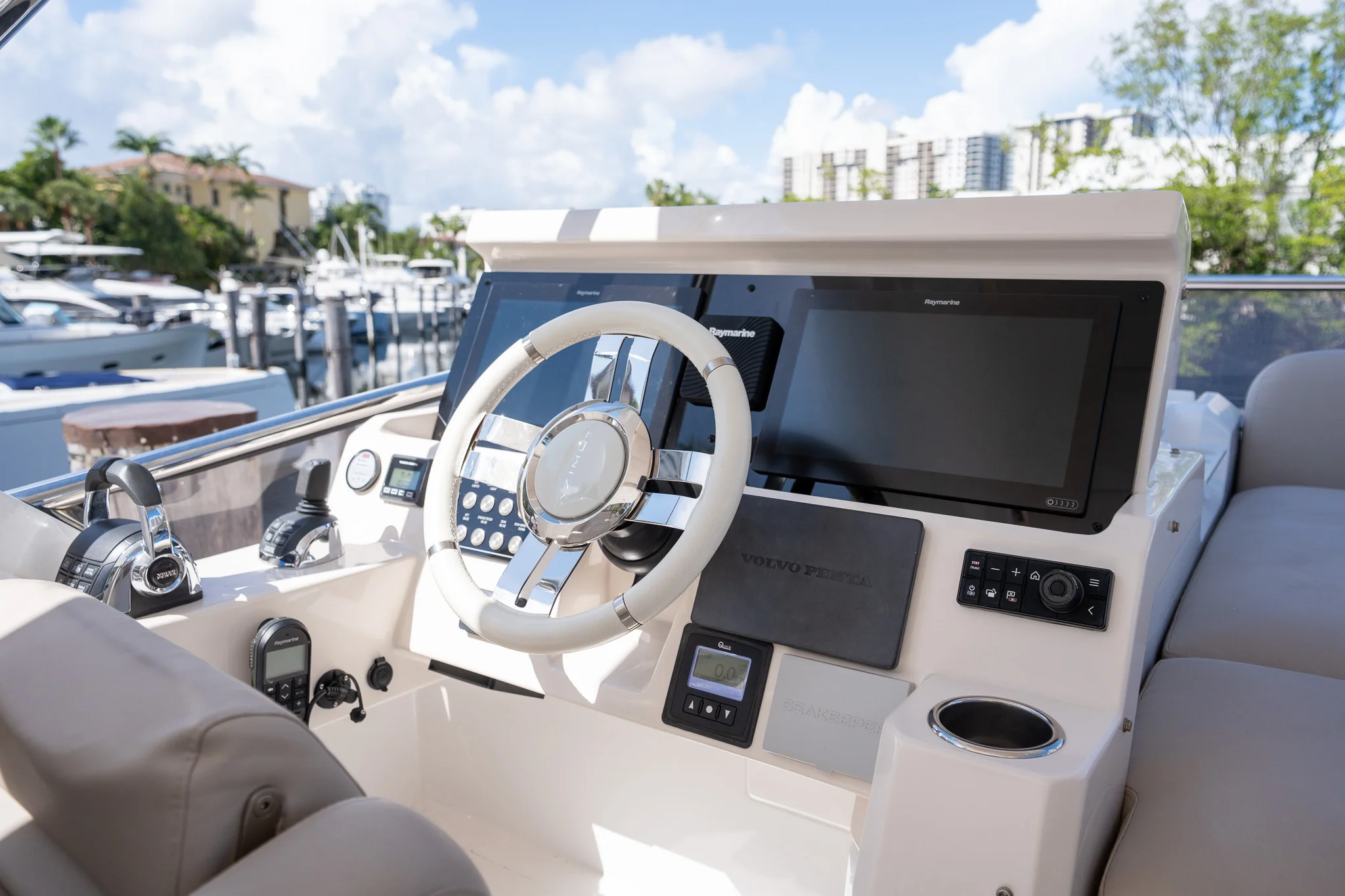 2022 Azimut 50 FLYBRIDGE Image Thumbnail #54