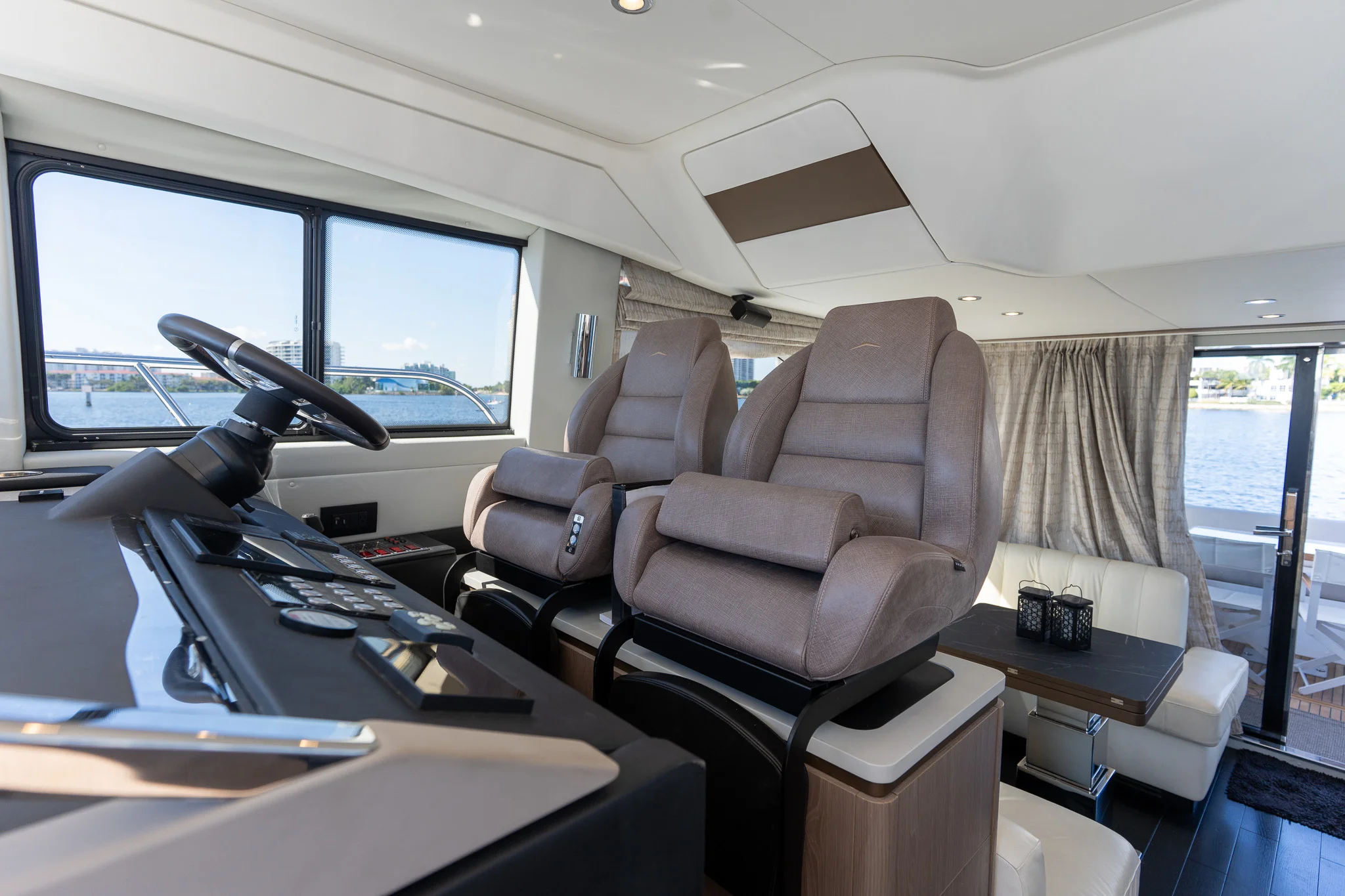 2022 Azimut 50 FLYBRIDGE Image Thumbnail #79