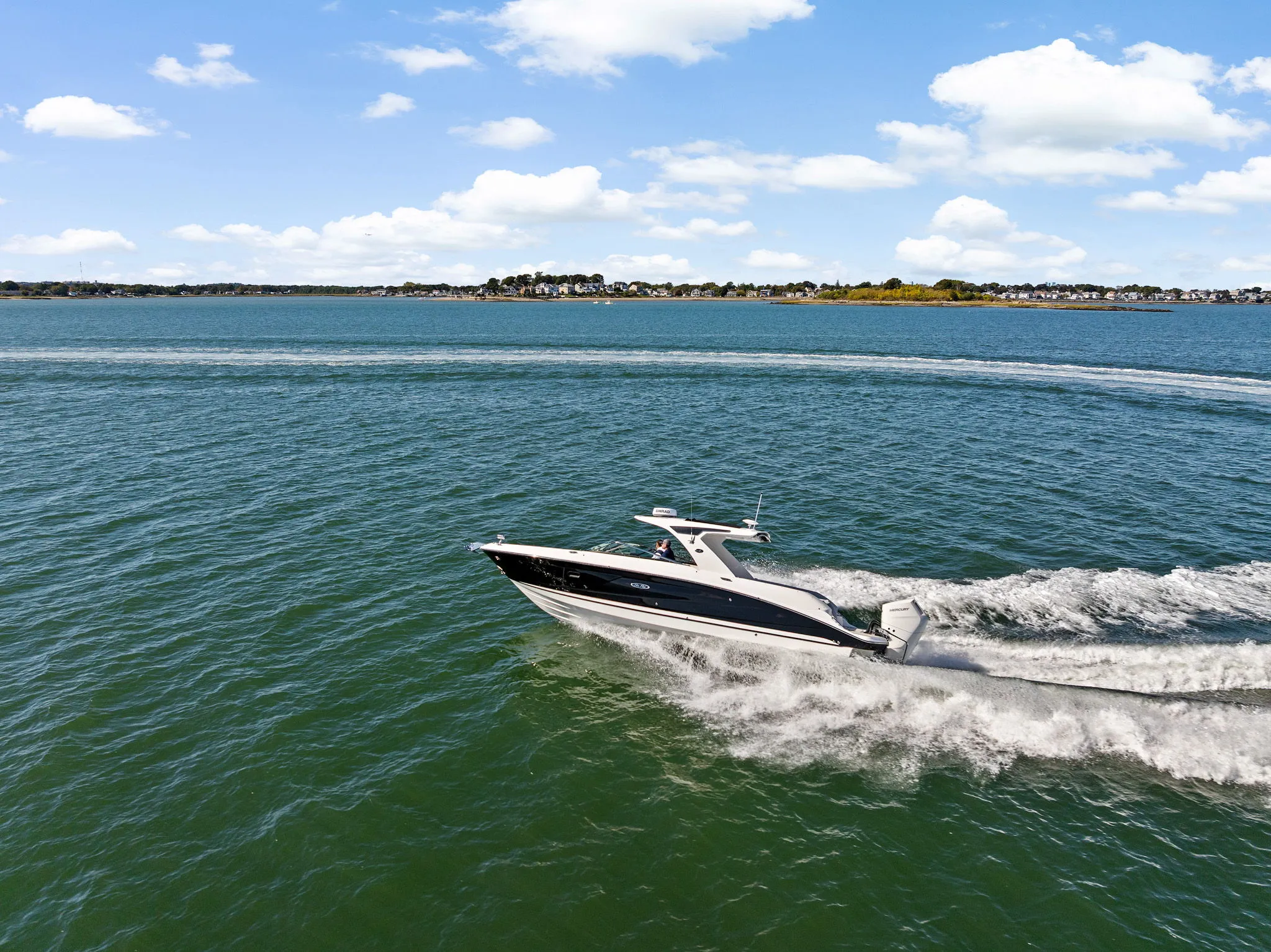 2026 Sea Ray SLX 350 Outboard Image Thumbnail #41