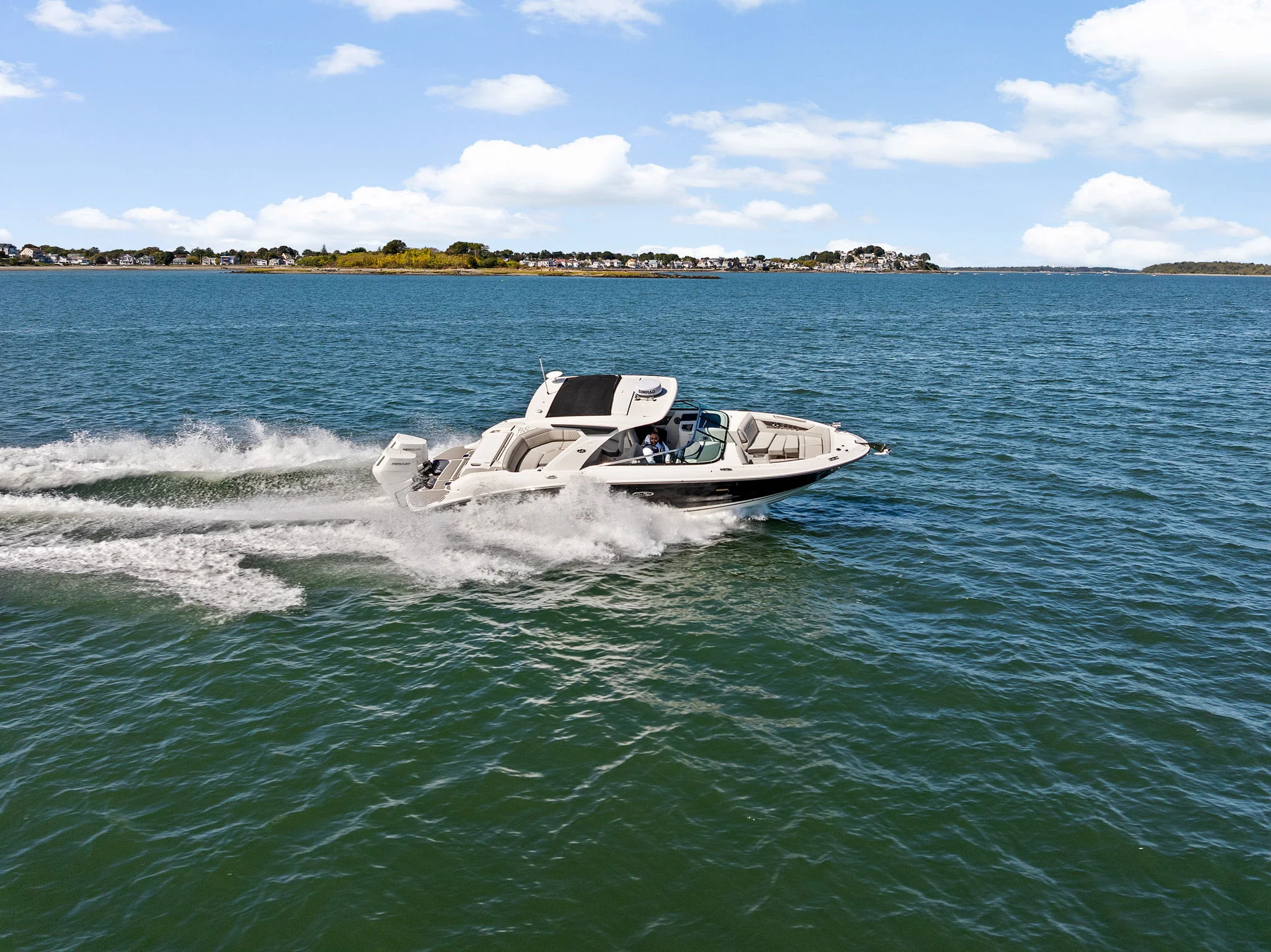 2026 Sea Ray SLX 350 Outboard Image Thumbnail #1