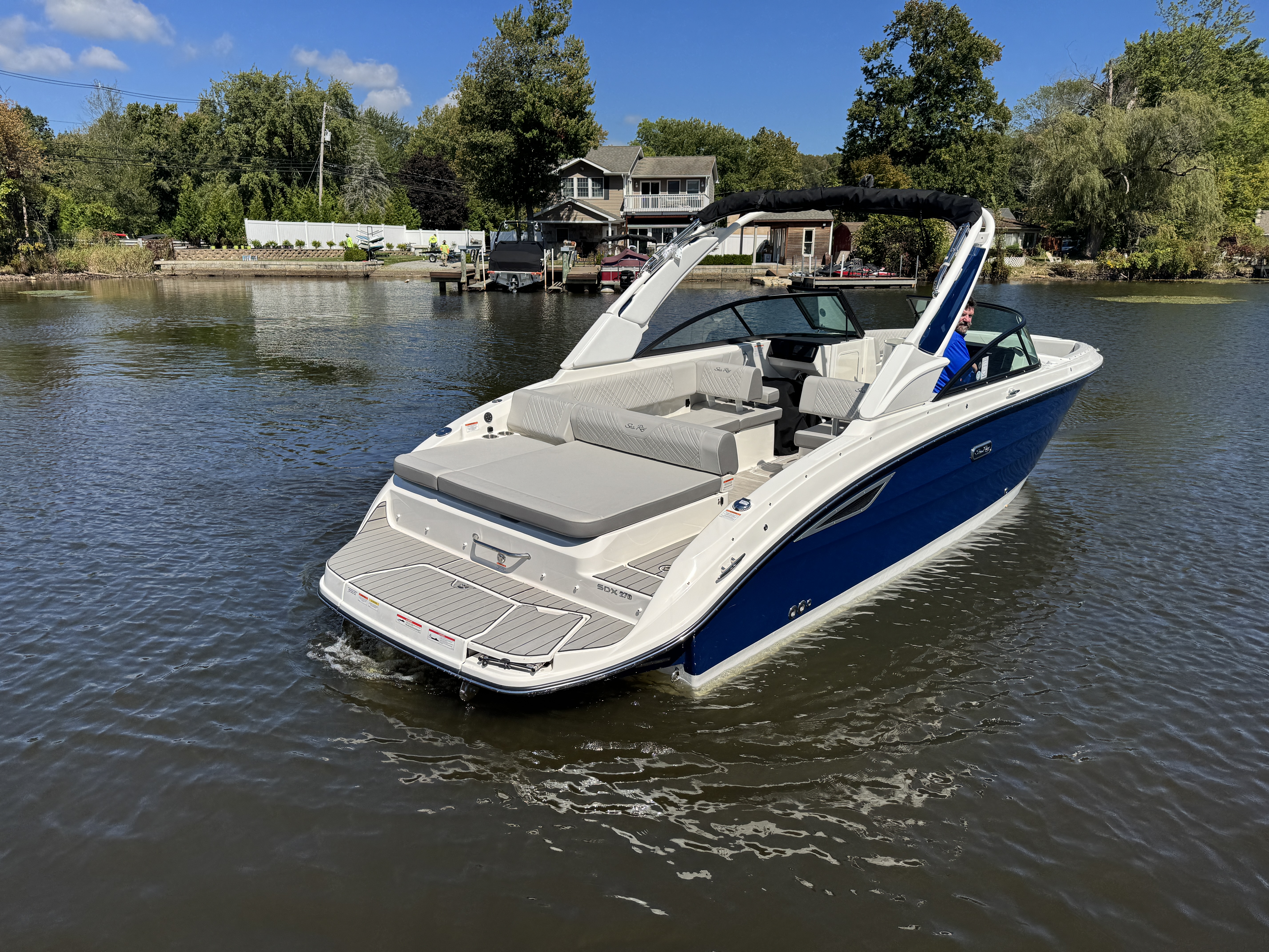 2026 Sea Ray SDX 270 Image Thumbnail #1
