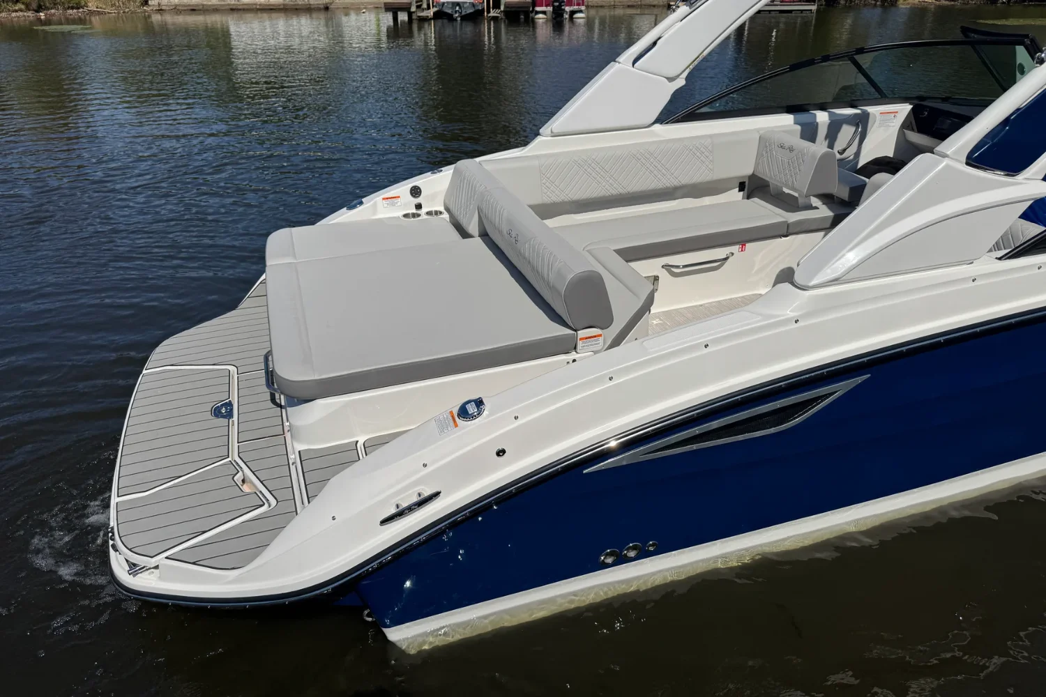 2026 Sea Ray SDX 270 Image Thumbnail #5