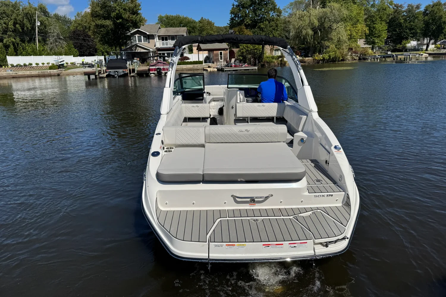 2026 Sea Ray SDX 270 Image Thumbnail #4