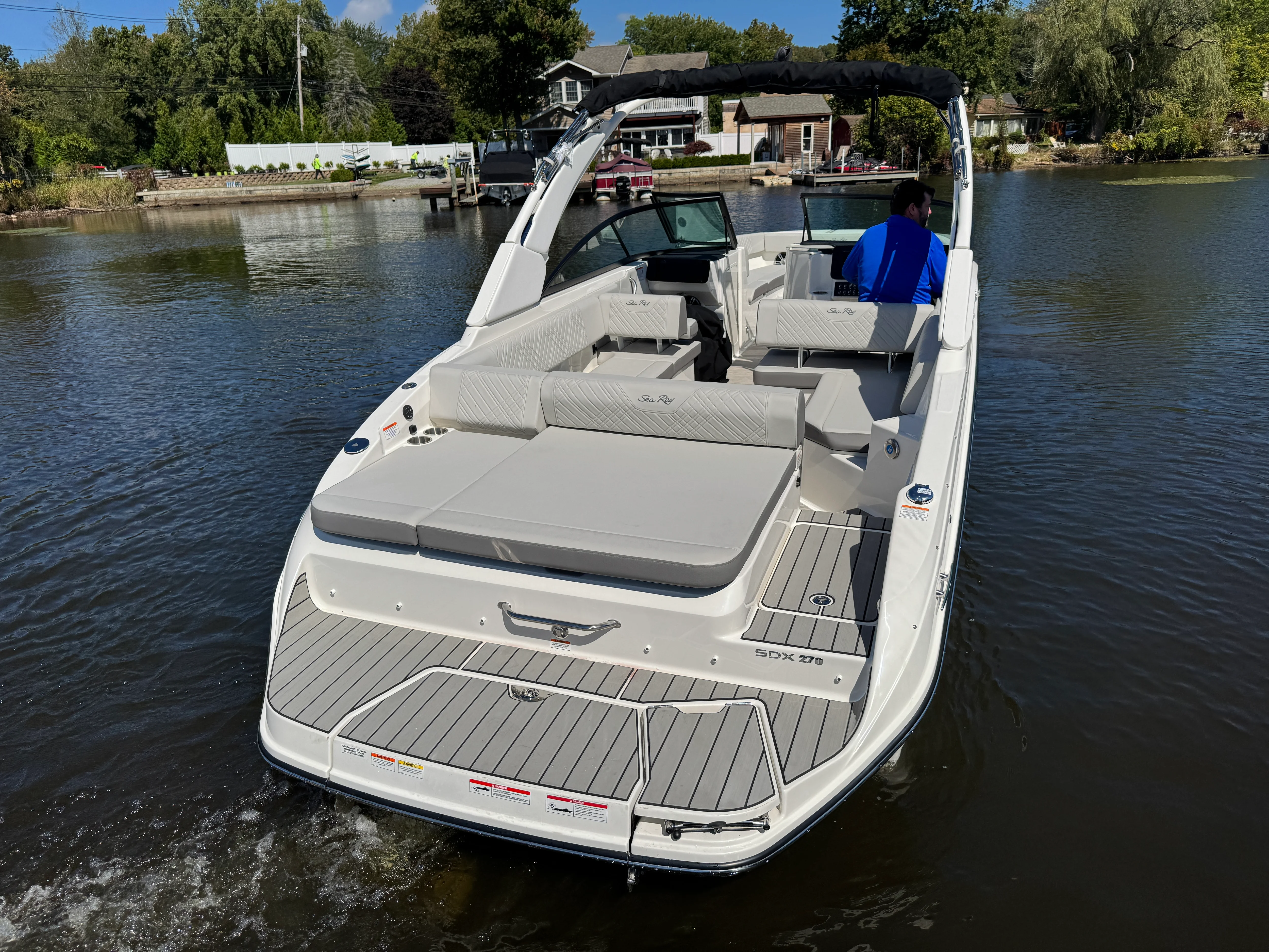 2026 Sea Ray SDX 270 Image Thumbnail #2