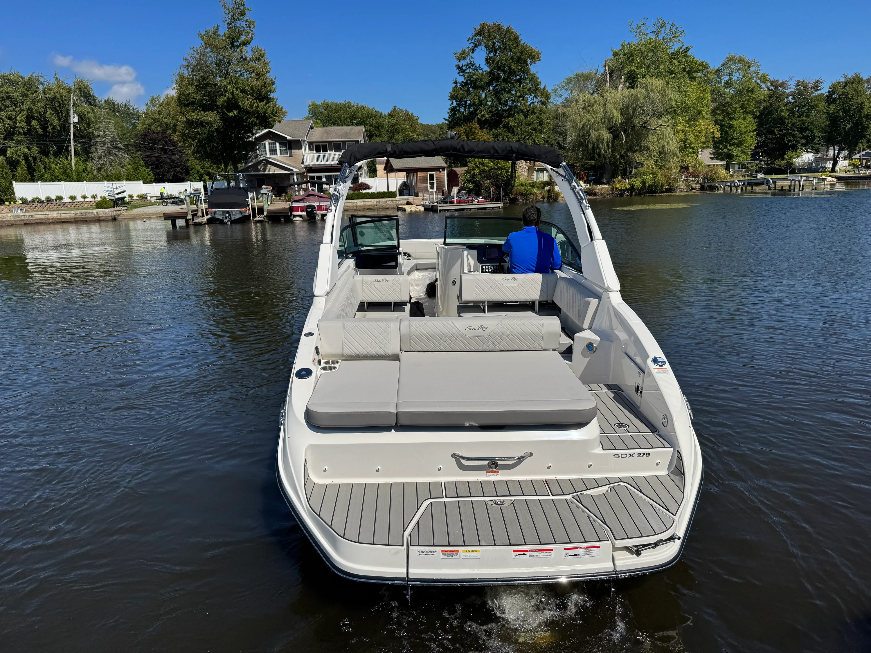 2026 Sea Ray SDX 270 Image Thumbnail #4