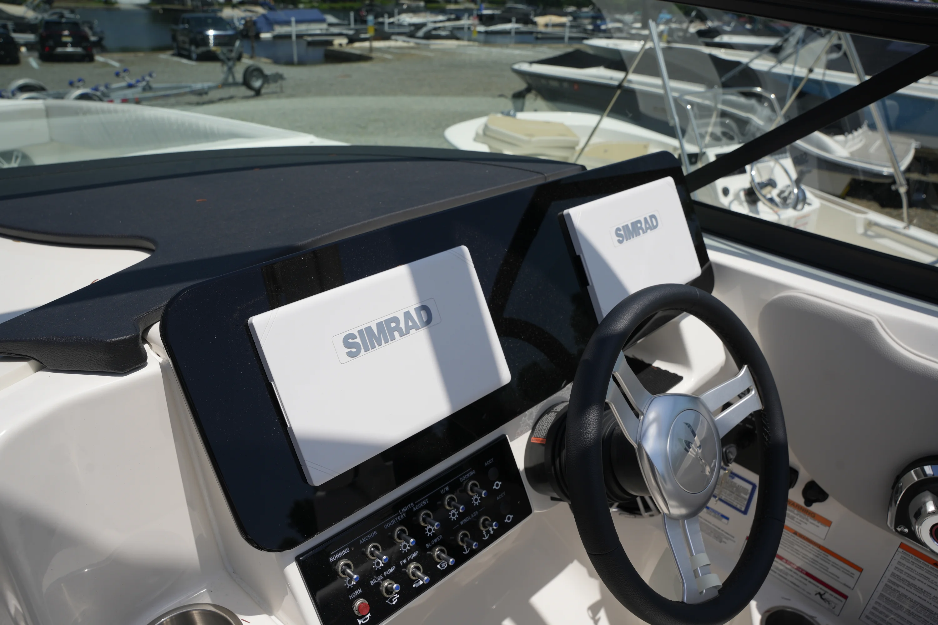 2026 Sea Ray SDX 270 Image Thumbnail #18