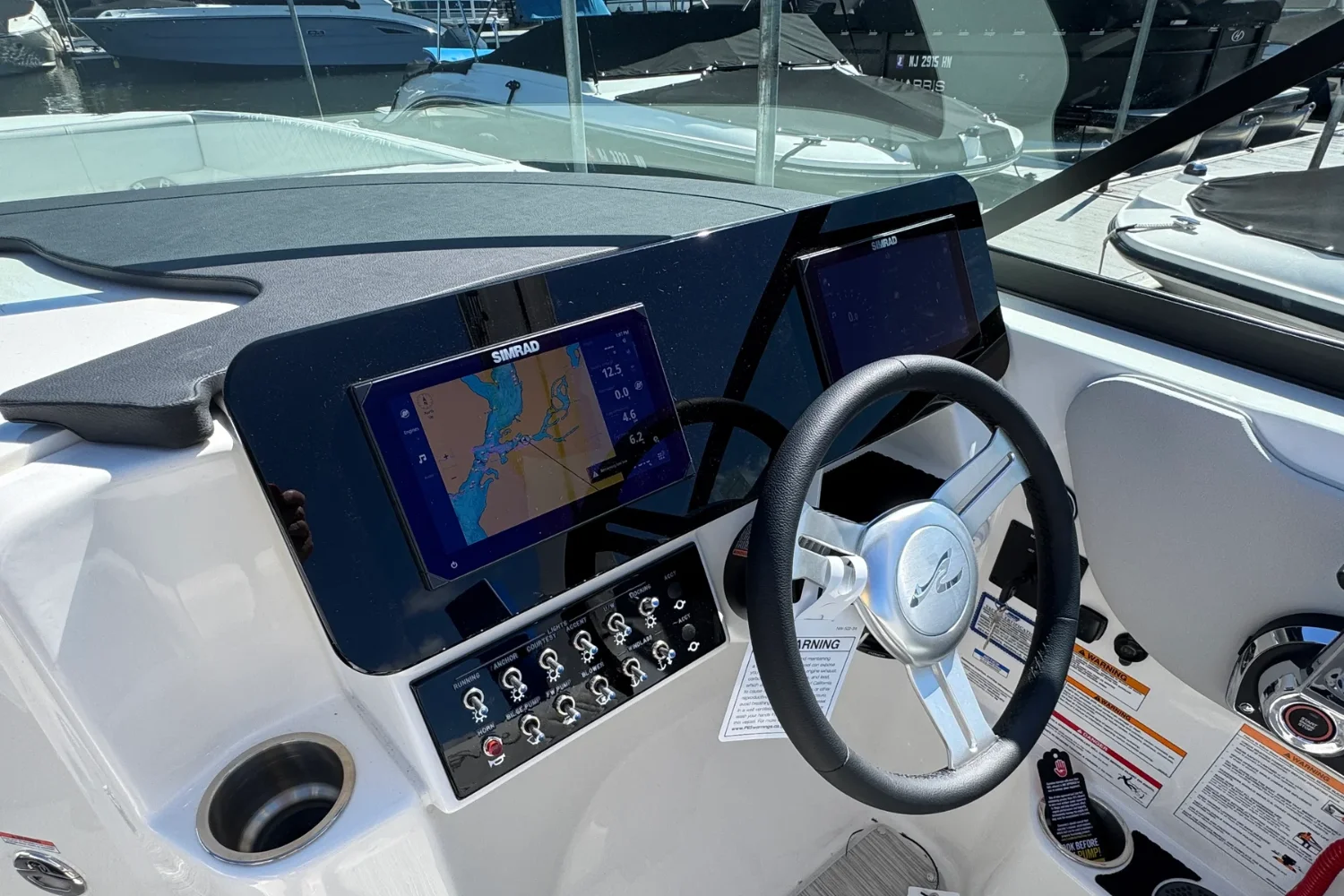 2026 Sea Ray SDX 270 Image Thumbnail #16