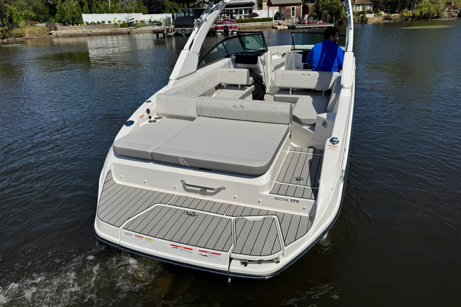 2026 Sea Ray SDX 270 Image Thumbnail #3