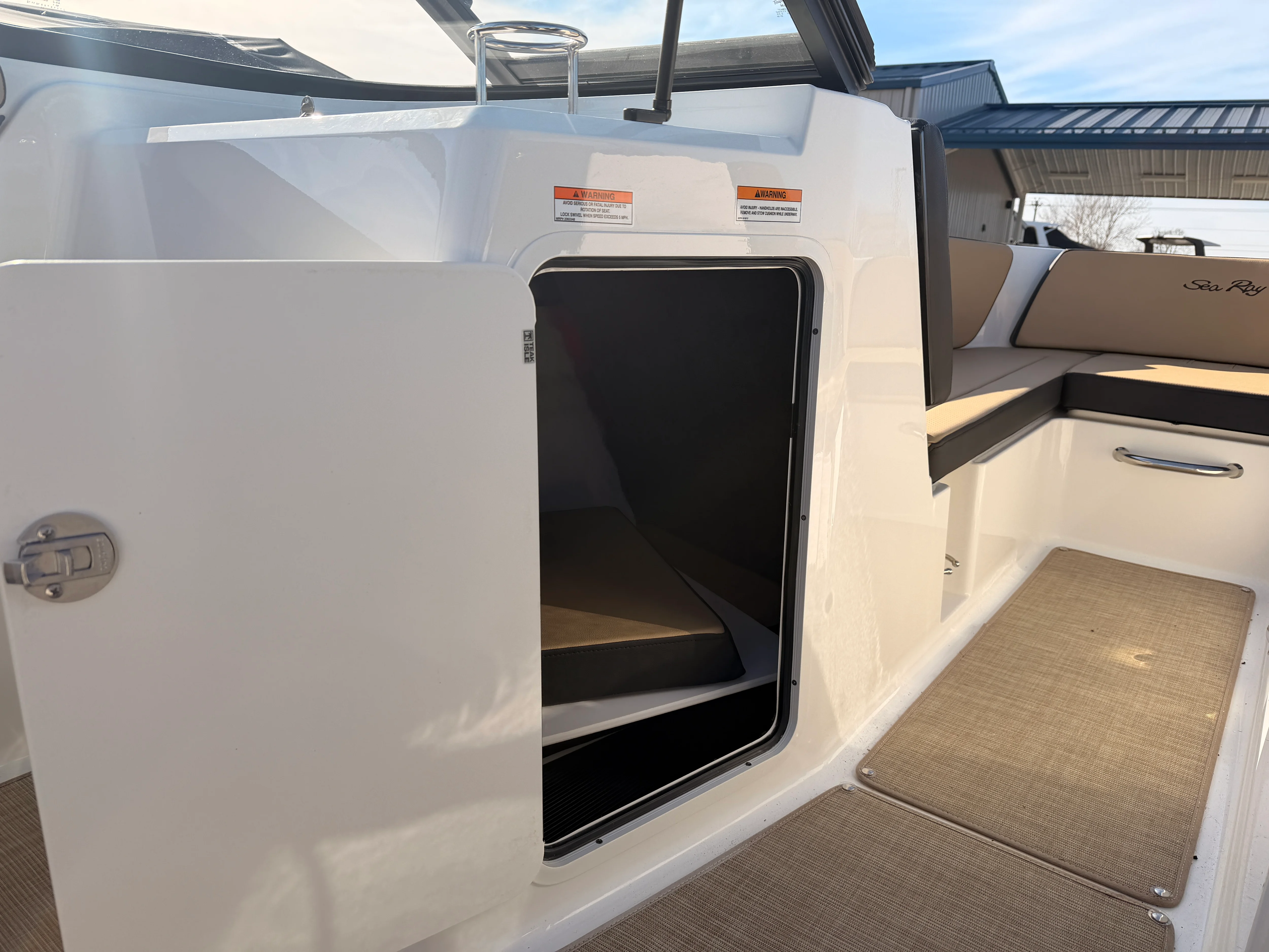 2026 Sea Ray SPX 210 Image Thumbnail #17