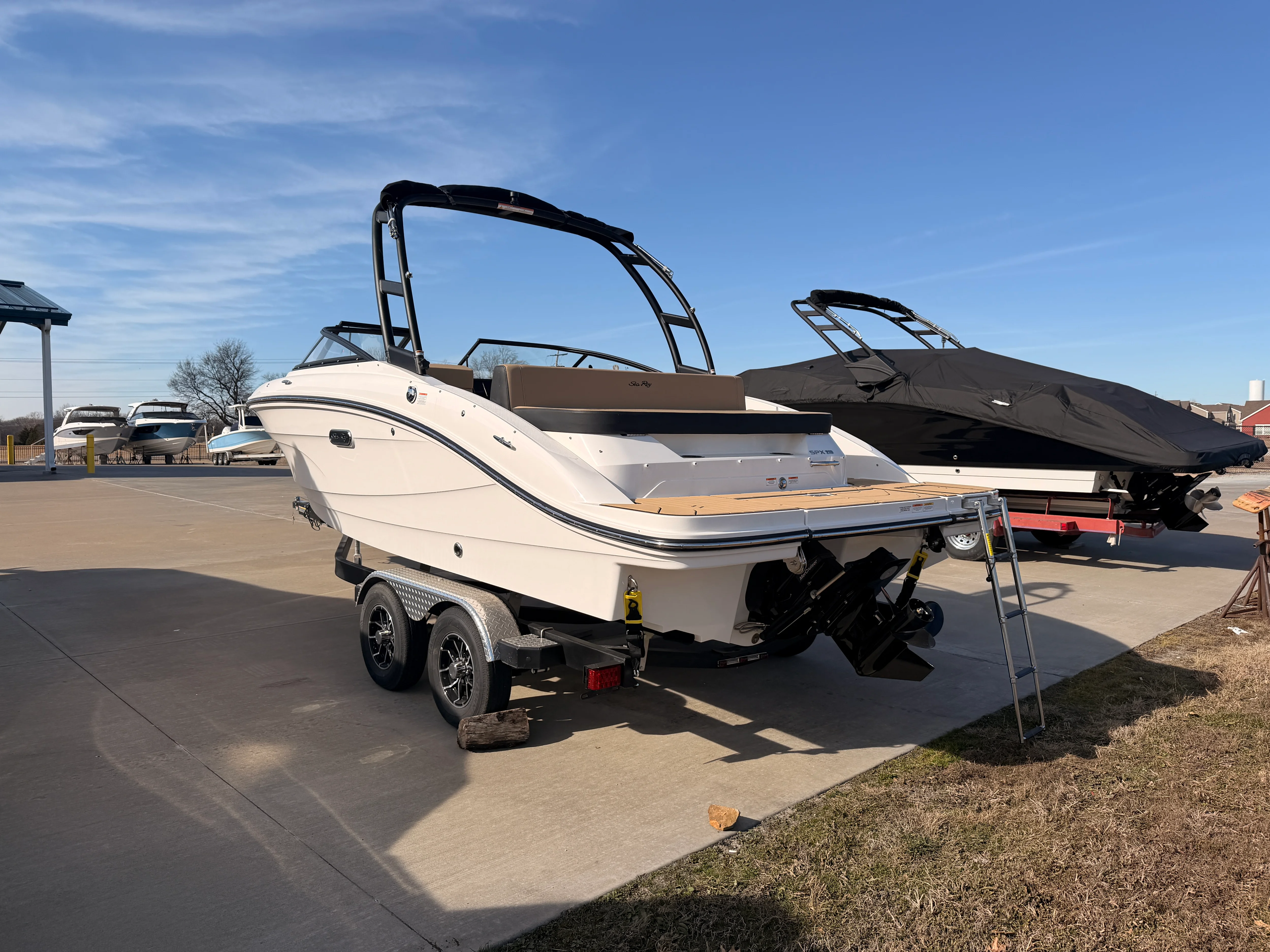 2026 Sea Ray SPX 210 Image Thumbnail #4