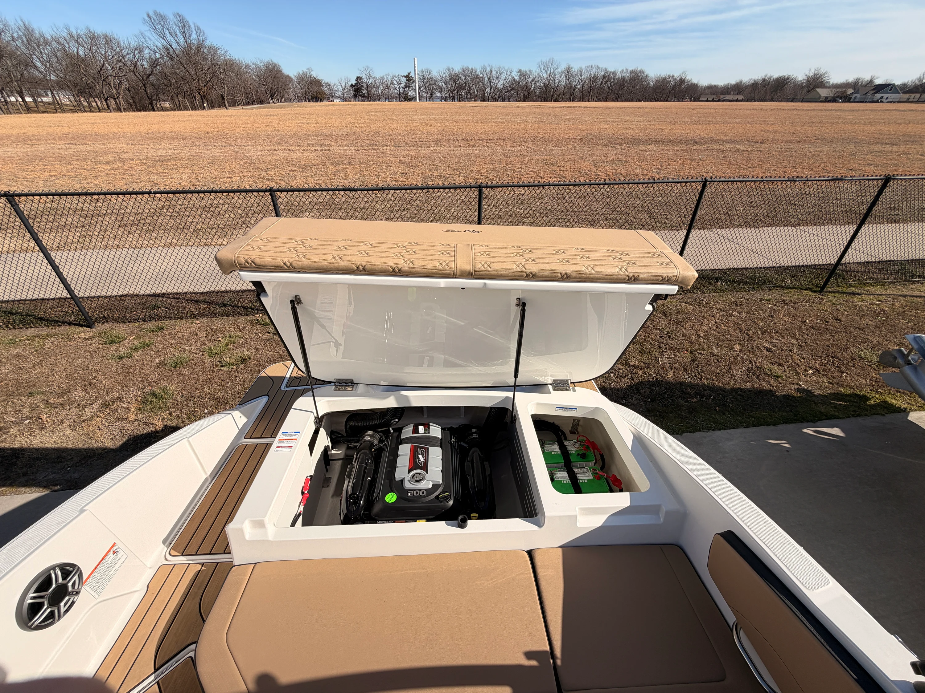 2026 Sea Ray SPX 210 Image Thumbnail #8