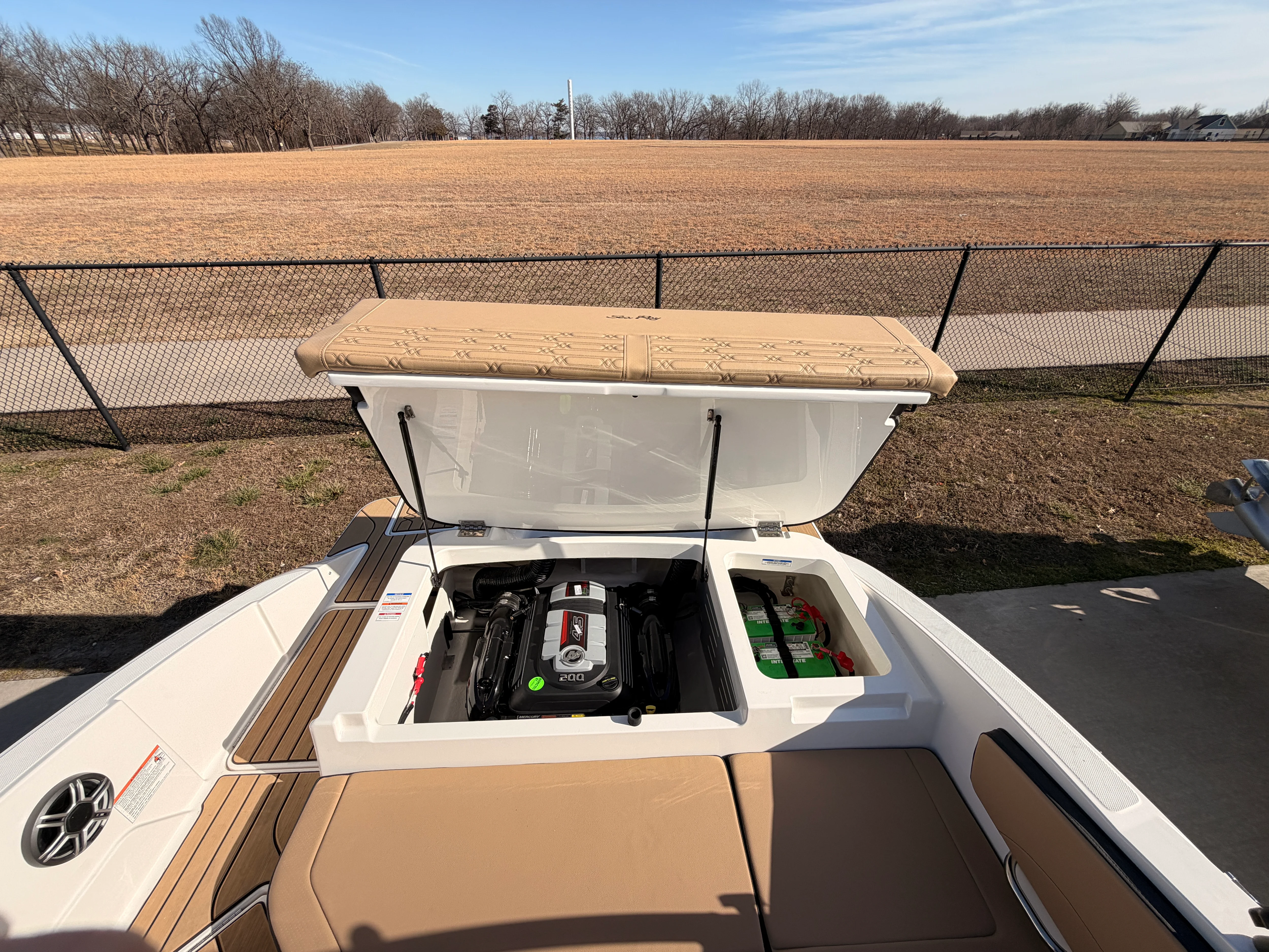 2026 Sea Ray SPX 210 Image Thumbnail #8