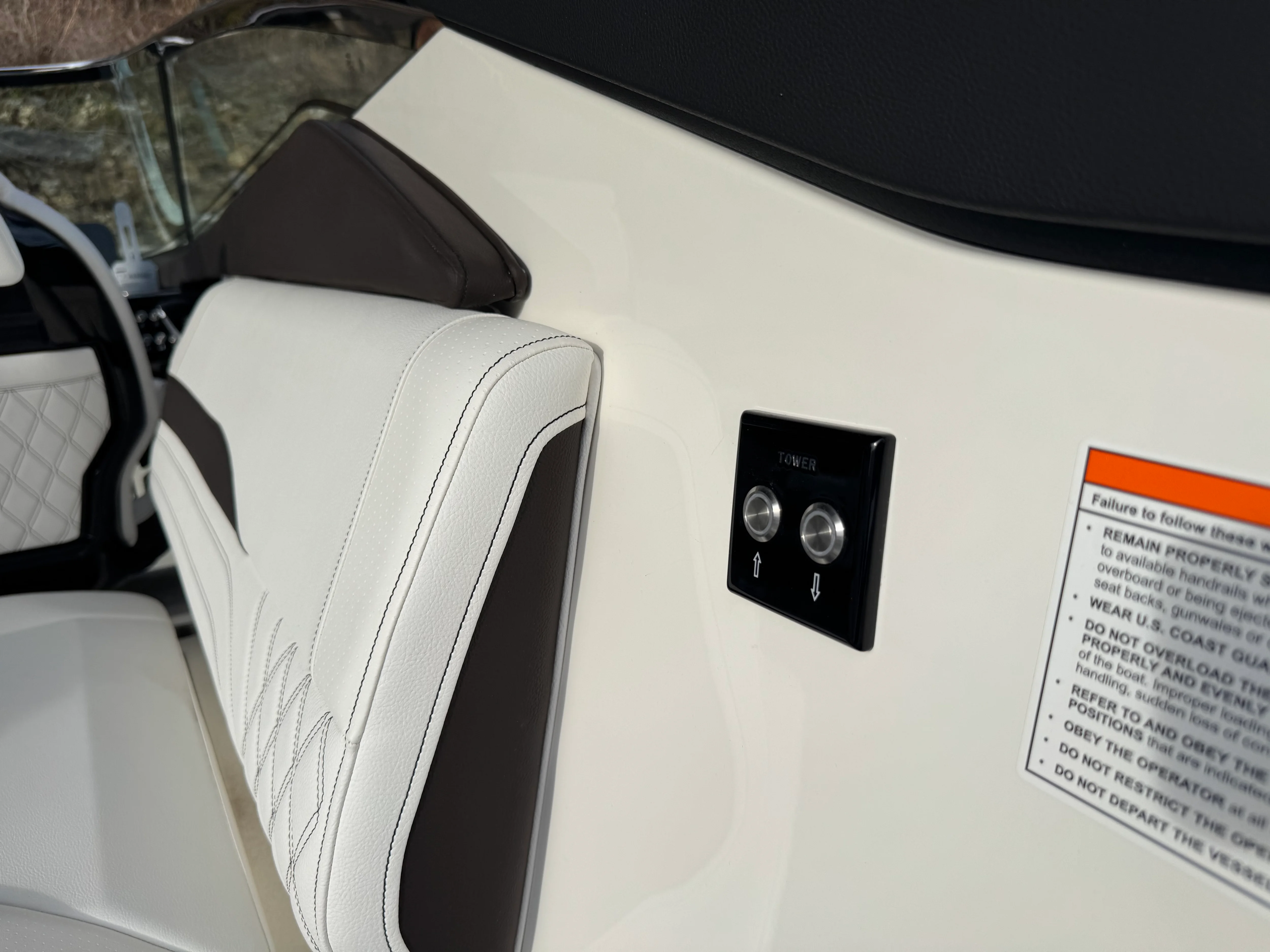 2026 Sea Ray SLX 260 Image Thumbnail #37