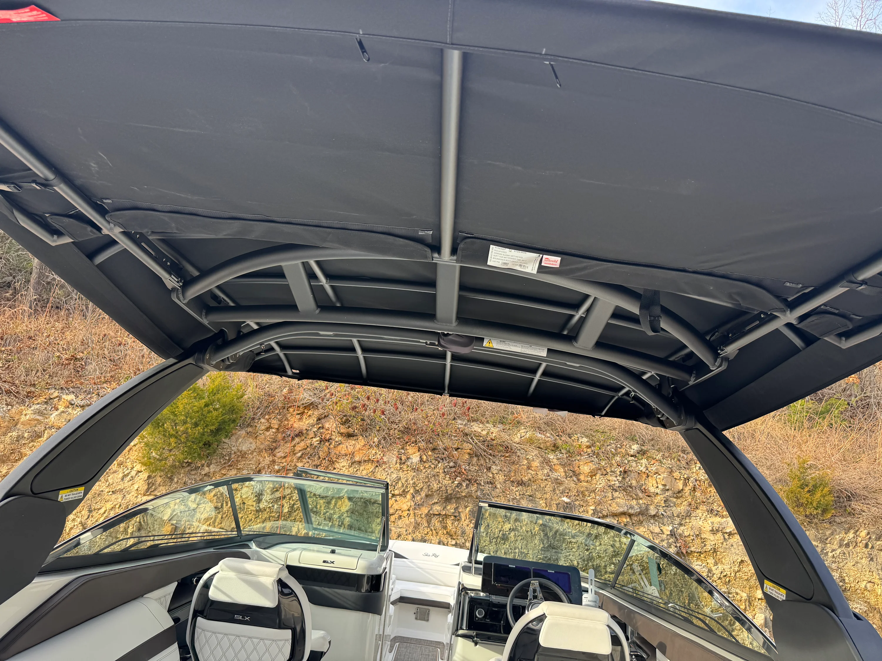 2026 Sea Ray SLX 260 Image Thumbnail #31