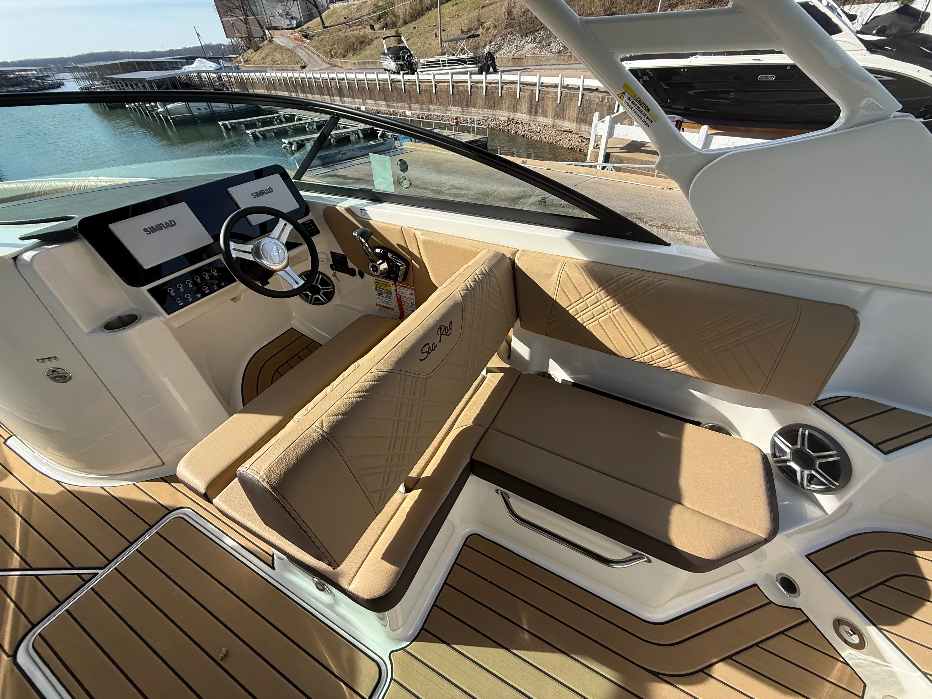 2026 Sea Ray SDX 250 Outboard Image Thumbnail #10