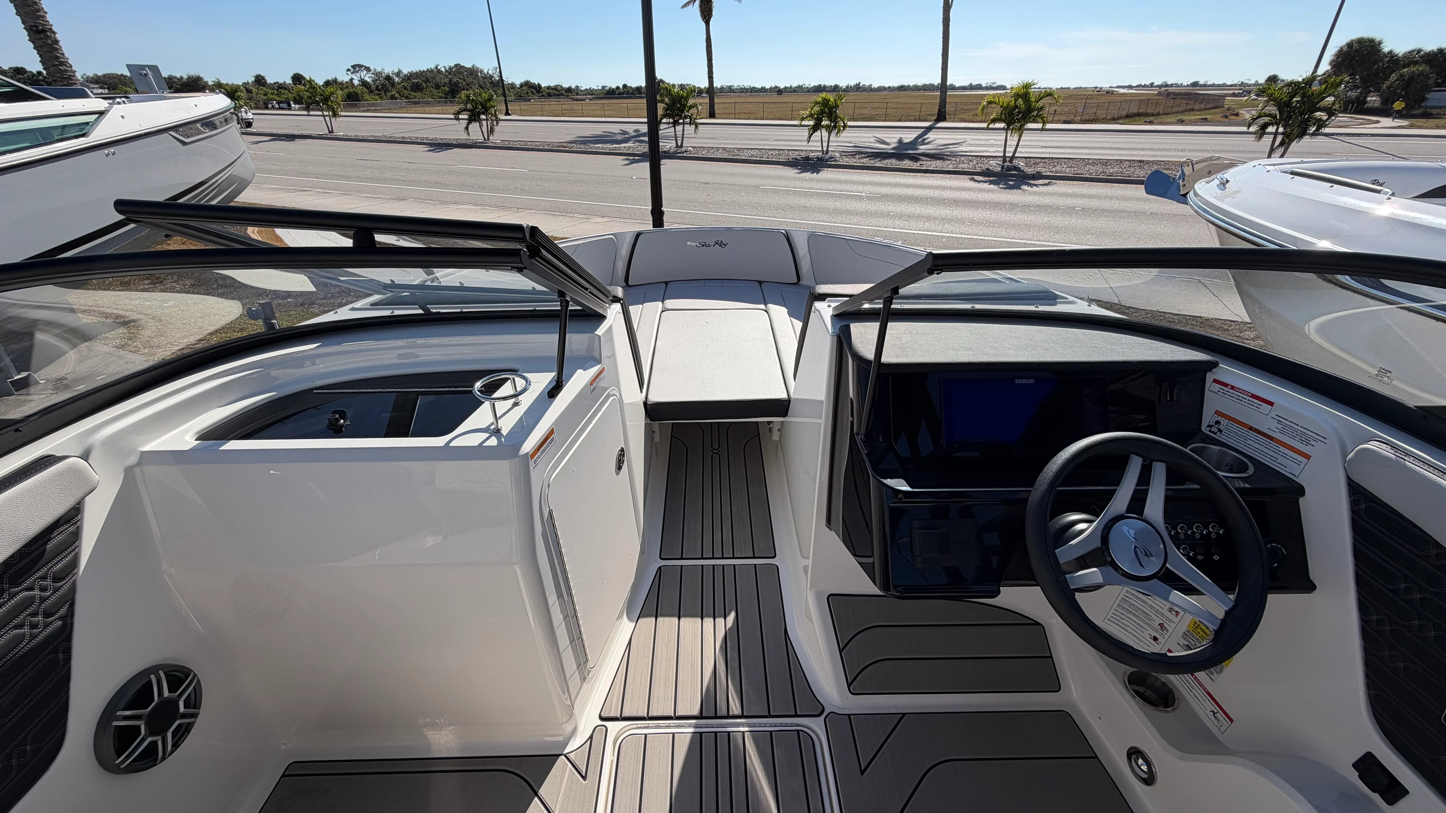 2026 Sea Ray SPX 210 Outboard Image Thumbnail #20