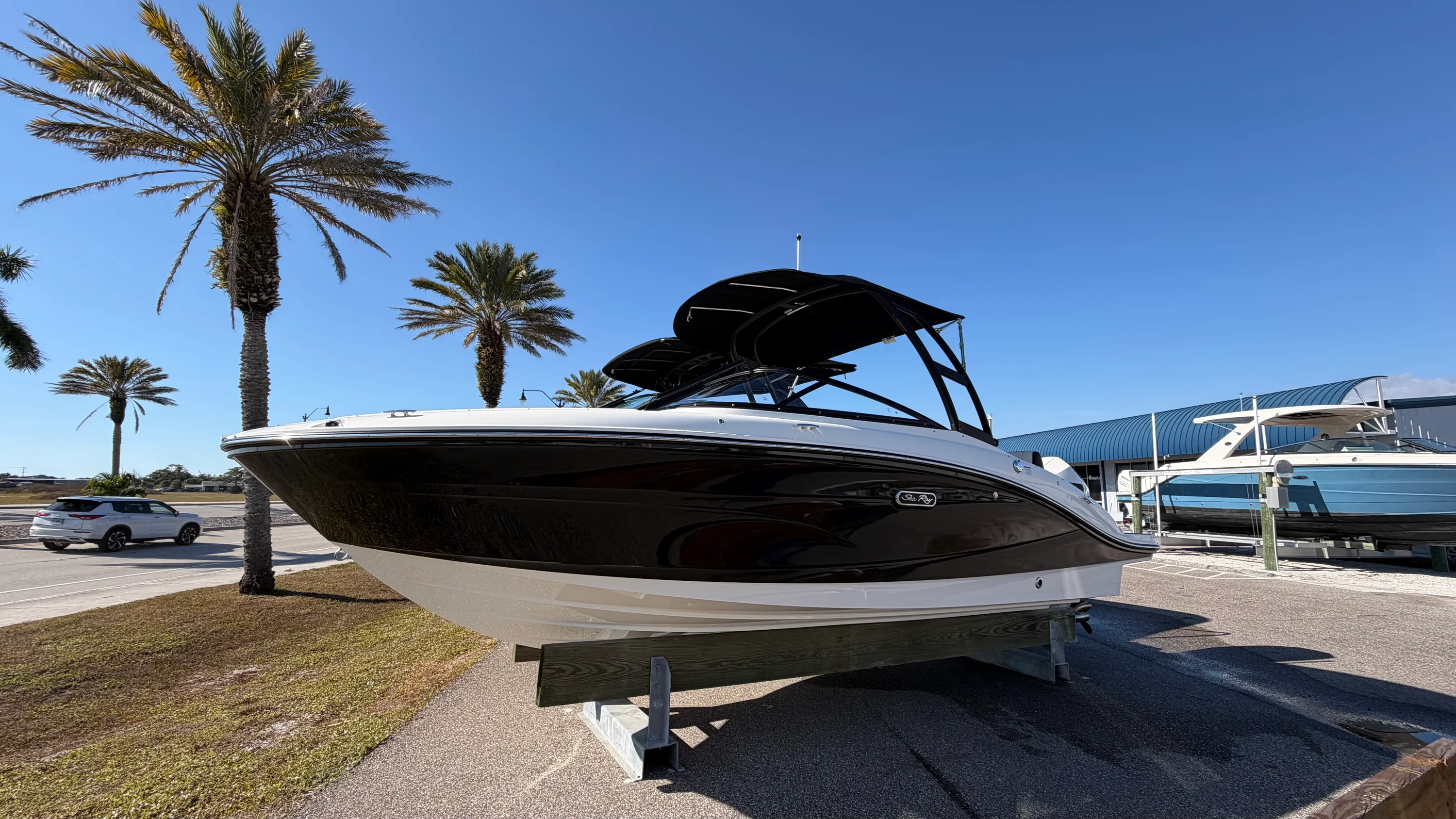 2026 Sea Ray SPX 210 Outboard Image Thumbnail #1
