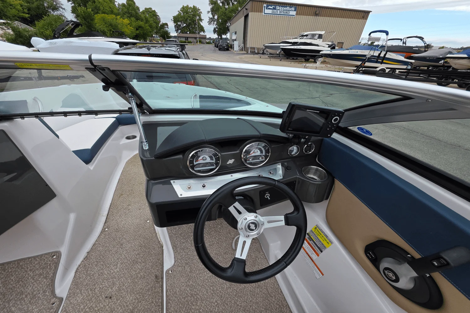 2015 Four Winns H 180 OB Image Thumbnail #9