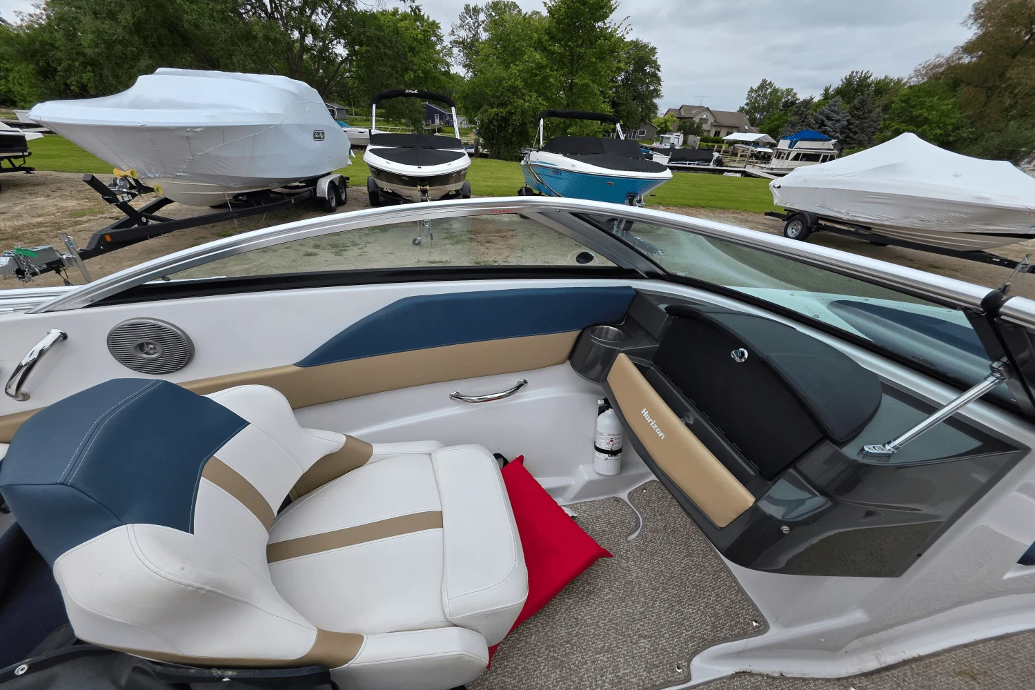 2015 Four Winns H 180 OB Image Thumbnail #7