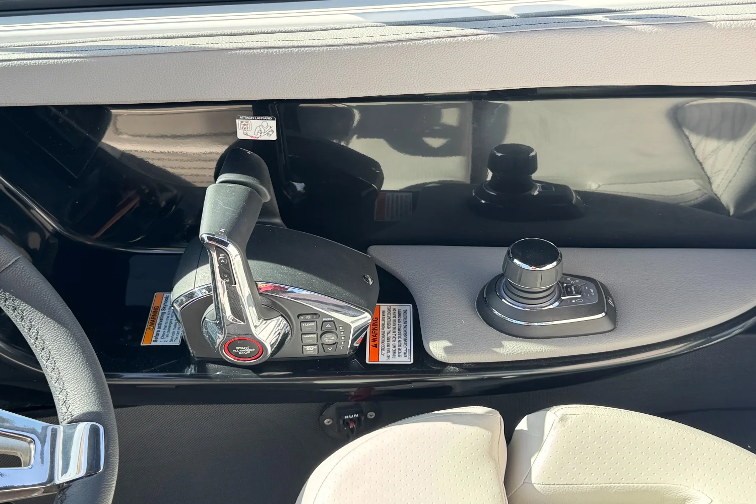 2026 Sea Ray SLX 280 Outboard Image Thumbnail #19