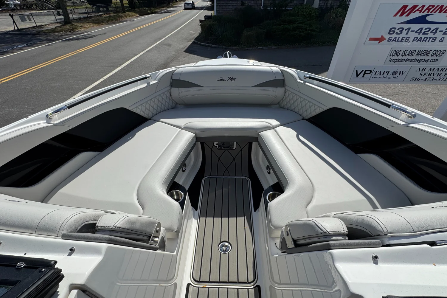 2026 Sea Ray SLX 280 Outboard Image Thumbnail #25