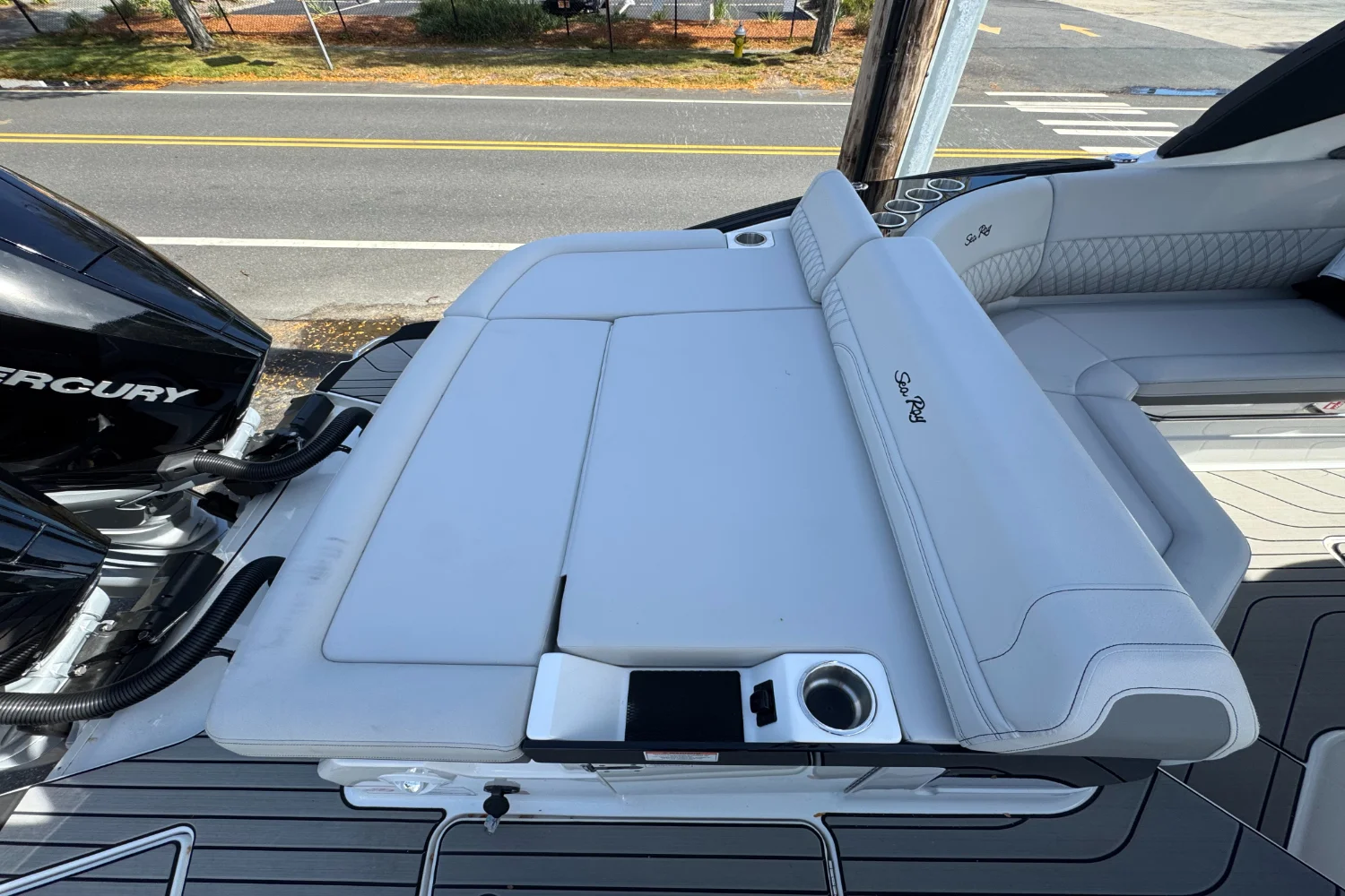 2026 Sea Ray SLX 280 Outboard Image Thumbnail #6