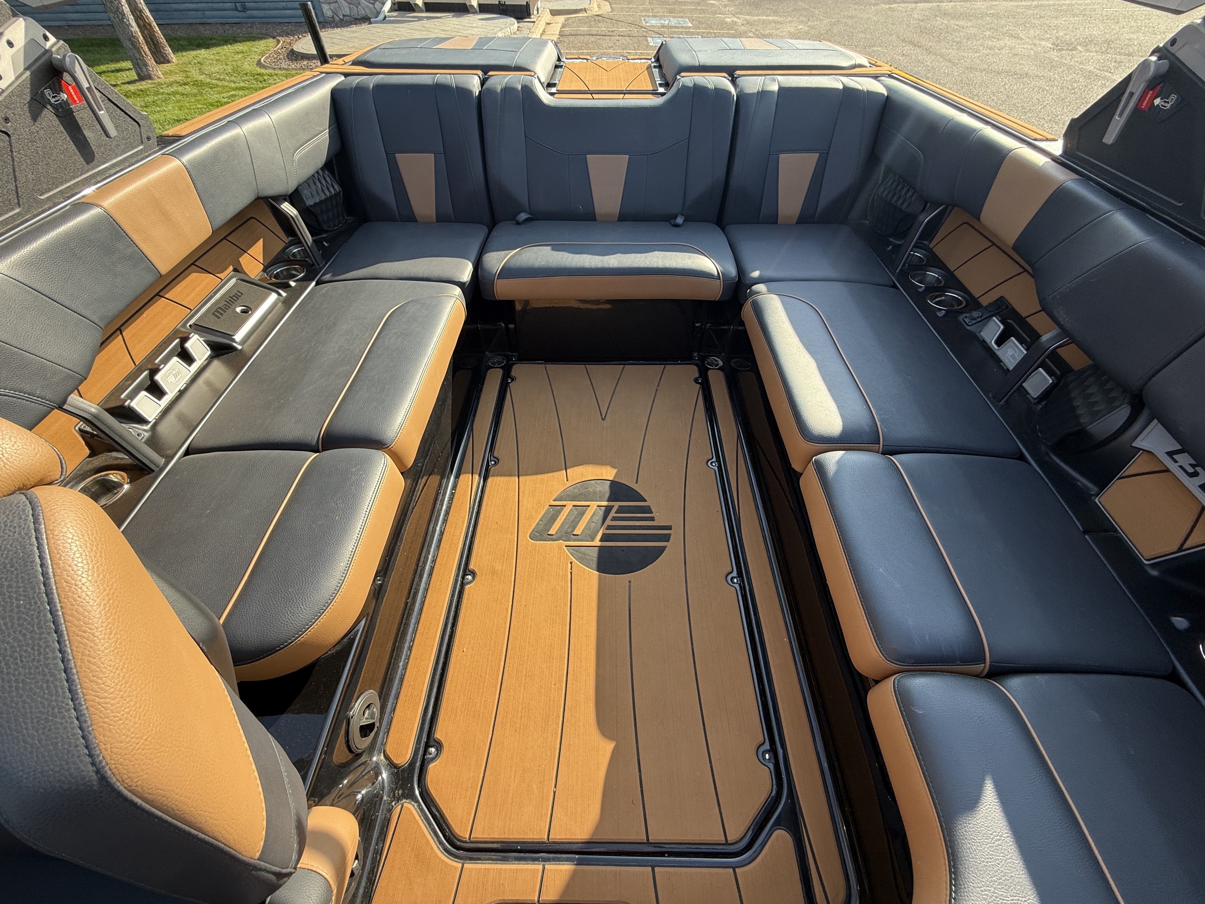 2022 Malibu WAKESETTER 23 LSV Image Thumbnail #3