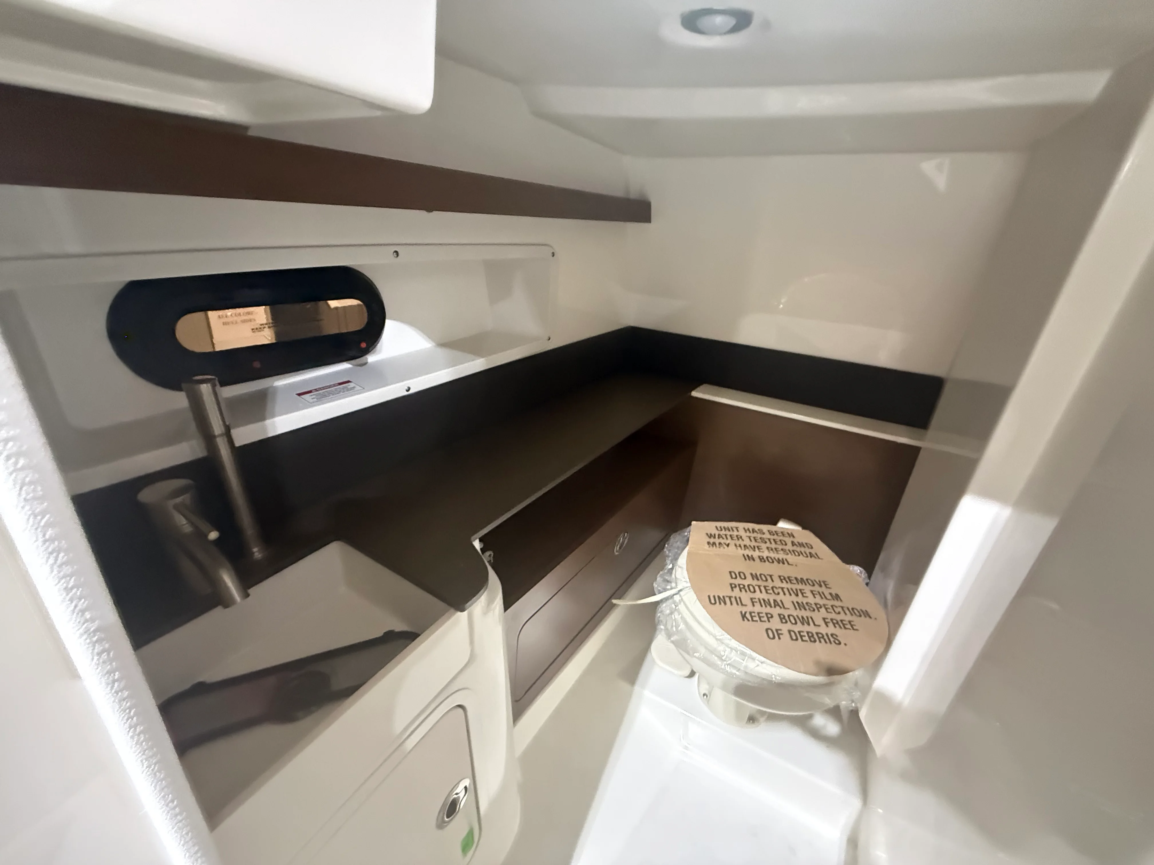 2026 Sea Ray SDX 290 Outboard Image Thumbnail #23