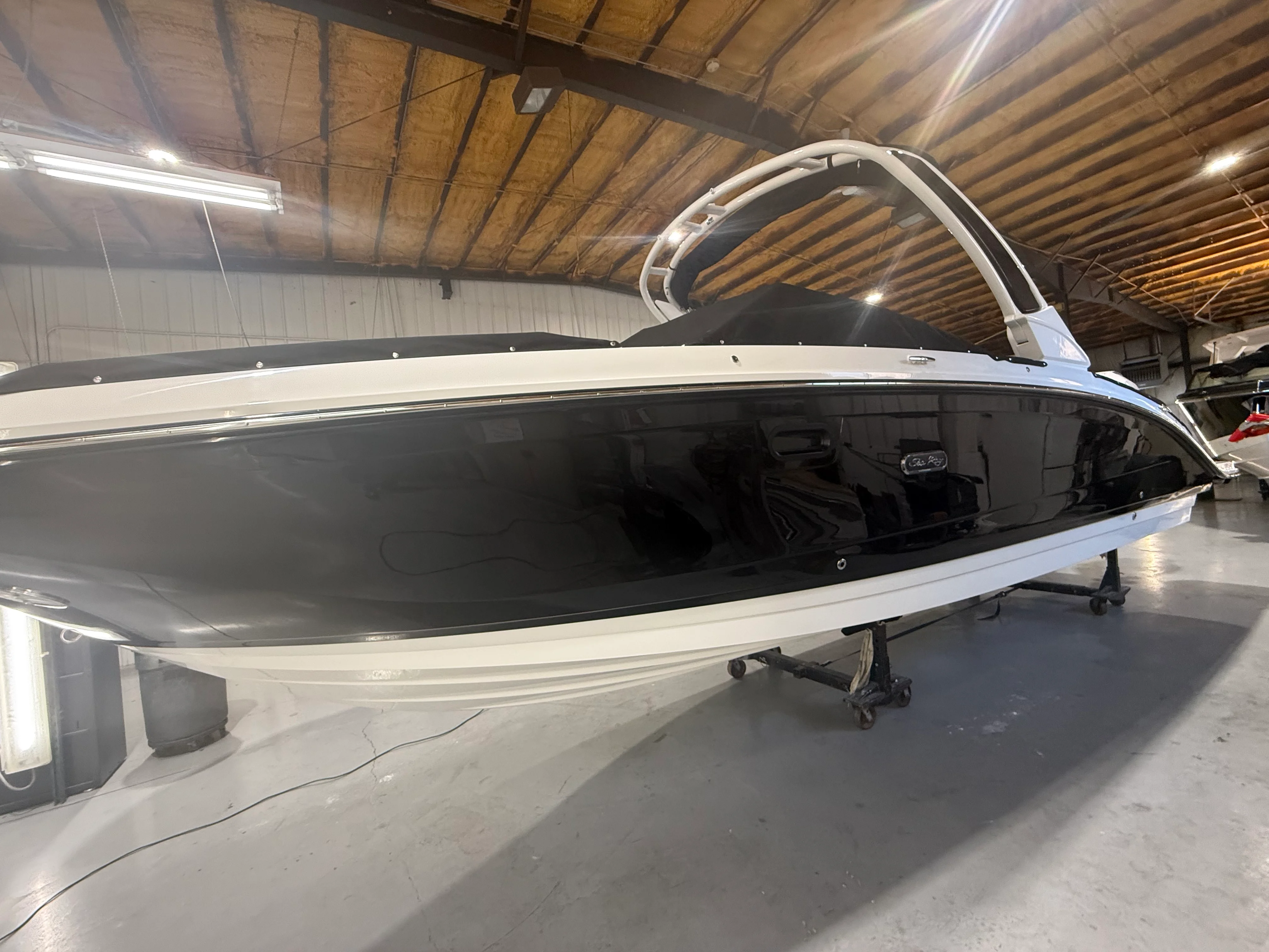 2026 Sea Ray SDX 290 Outboard Image Thumbnail #4