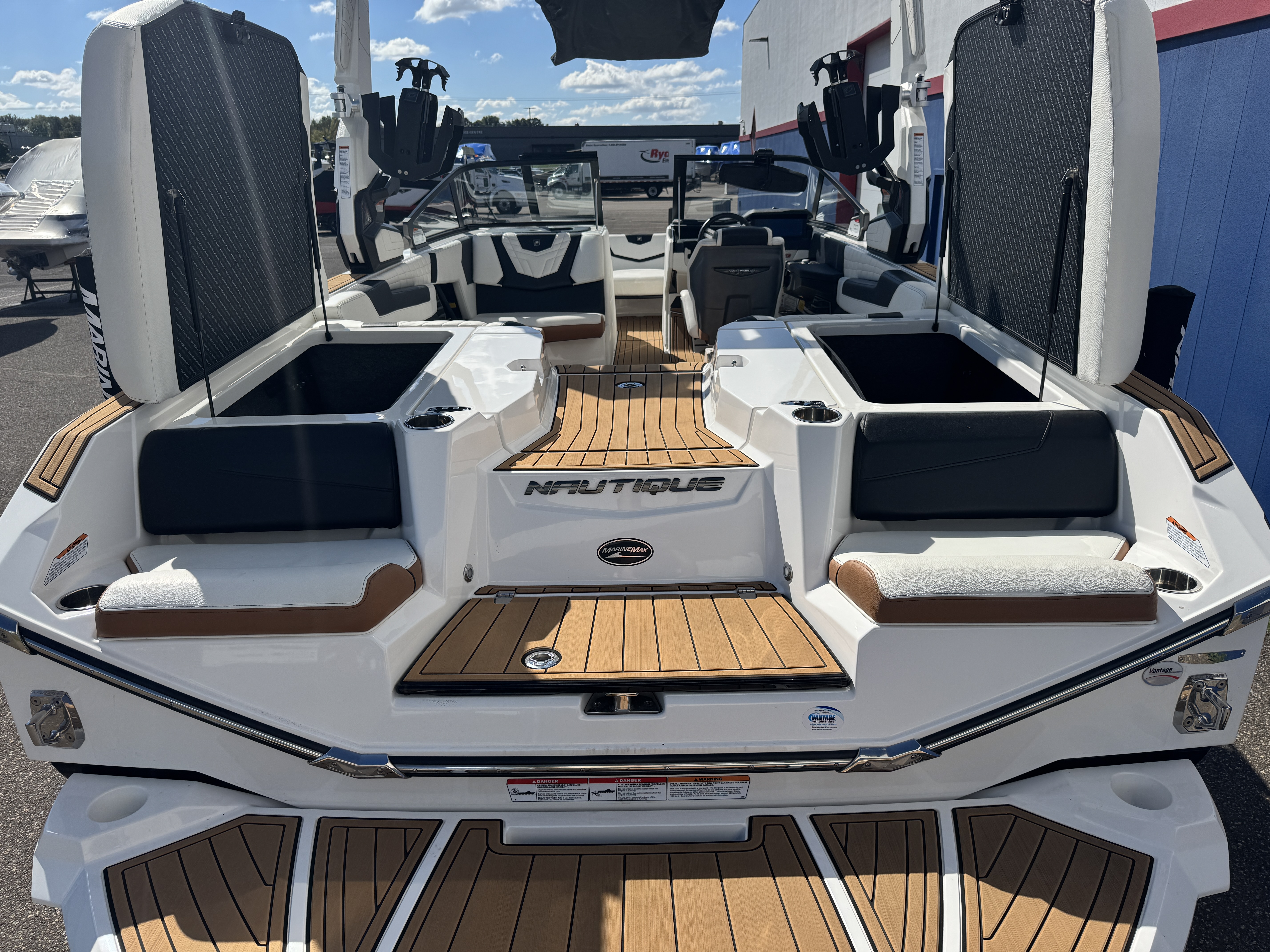 2022 Nautique Super Air Nautique G23 Image Thumbnail #9