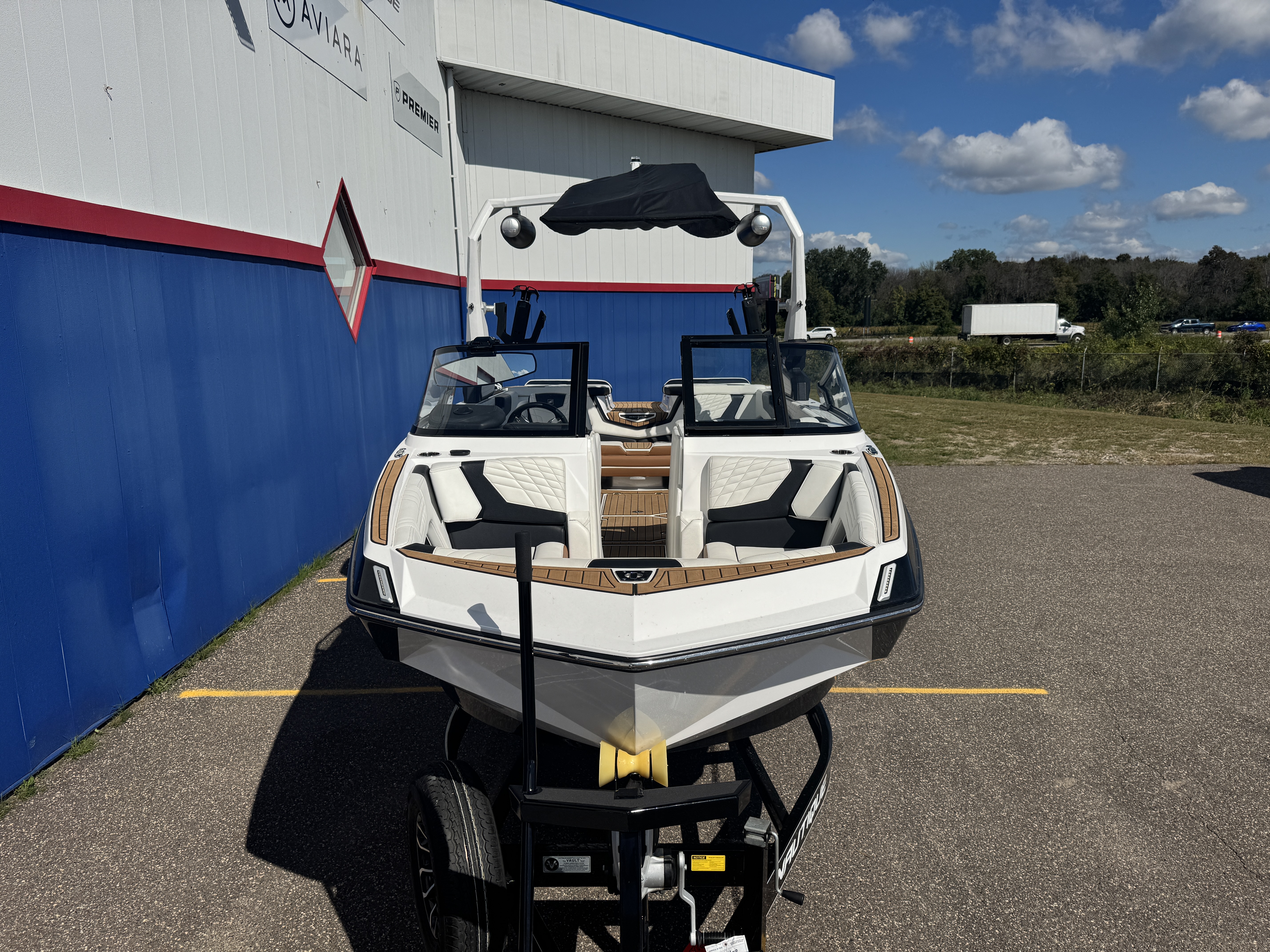 2022 Nautique Super Air Nautique G23 Image Thumbnail #1