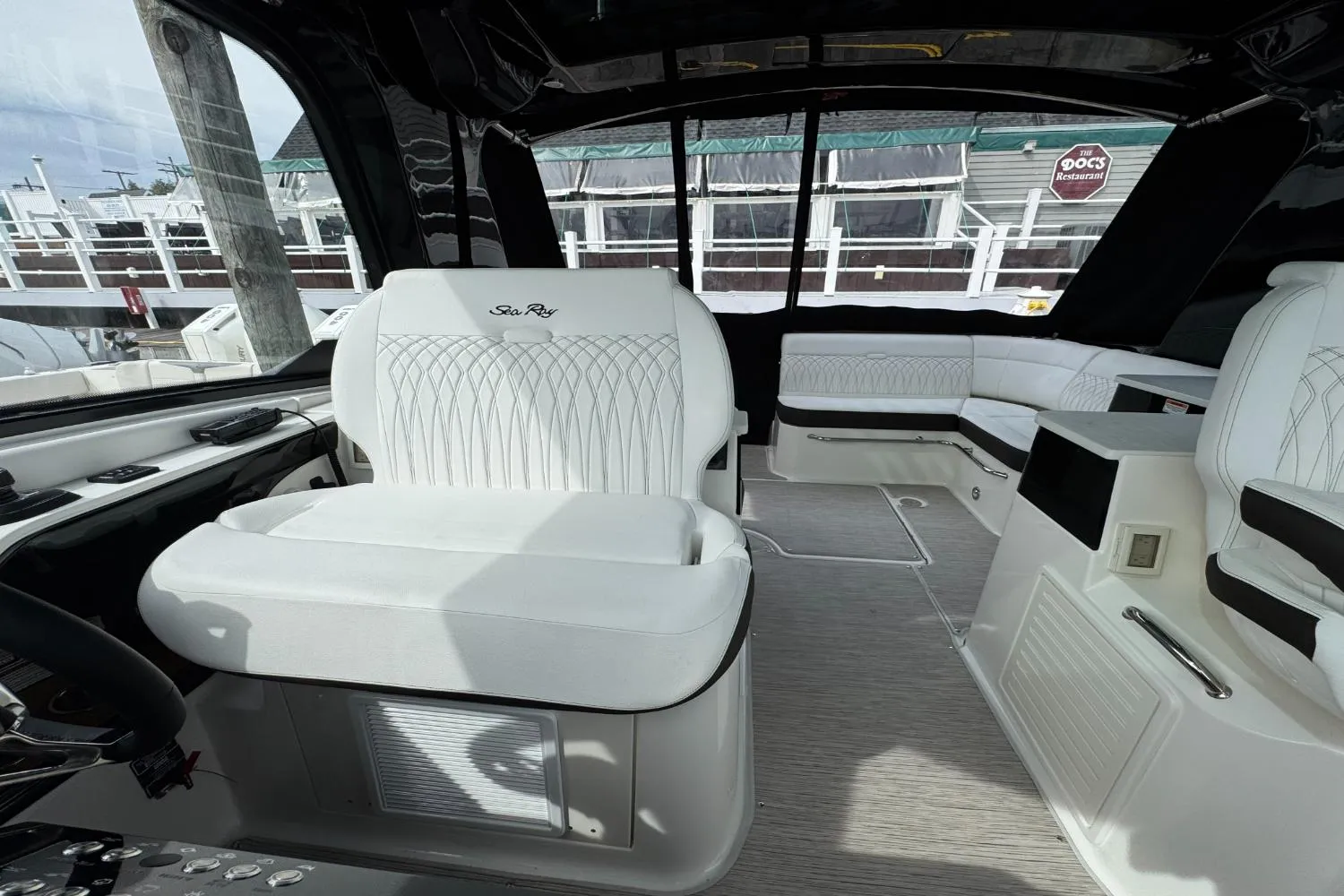2026 Sea Ray Sundancer 370 Outboard Image Thumbnail #33