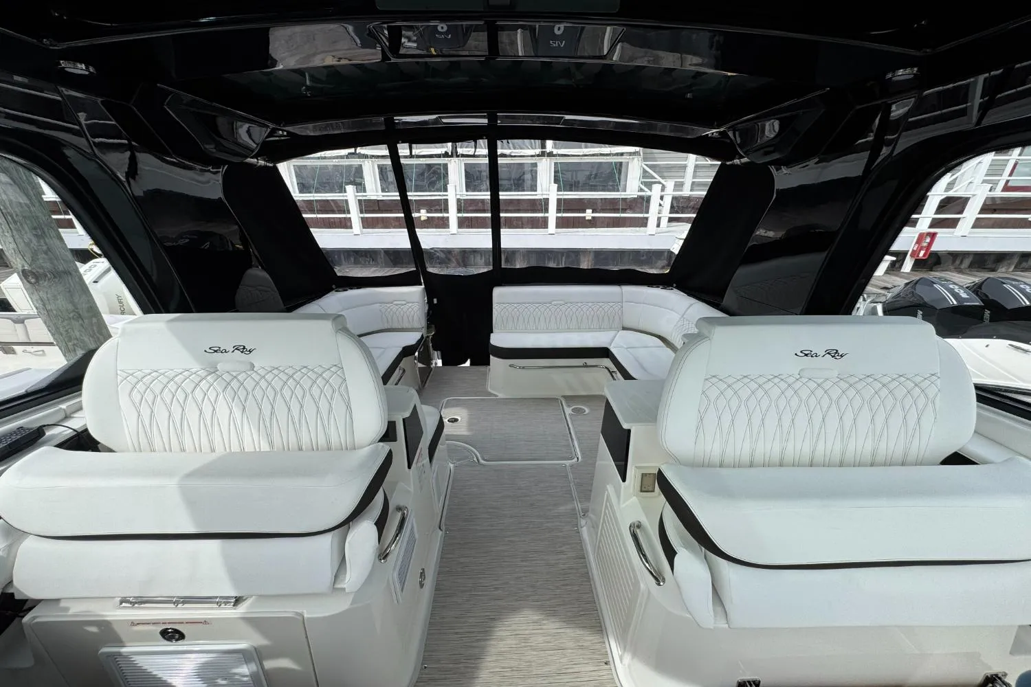 2026 Sea Ray Sundancer 370 Outboard Image Thumbnail #30