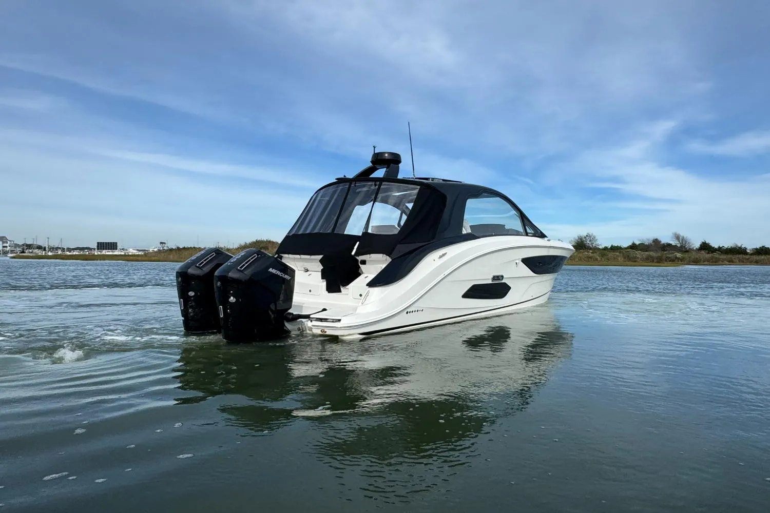 2026 Sea Ray Sundancer 370 Outboard Image Thumbnail #6
