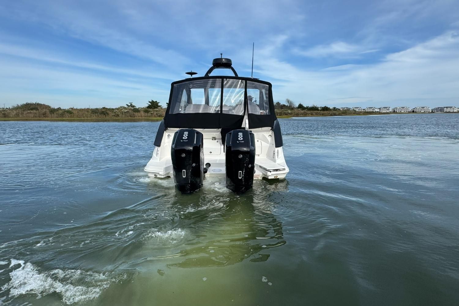 2026 Sea Ray Sundancer 370 Outboard Image Thumbnail #4